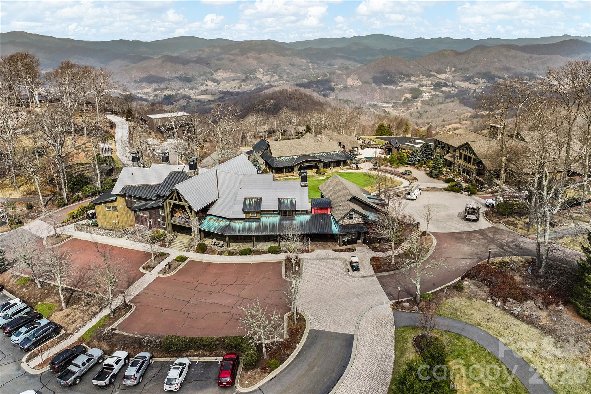 Stoney Falls Loop, Burnsville, NC 28714