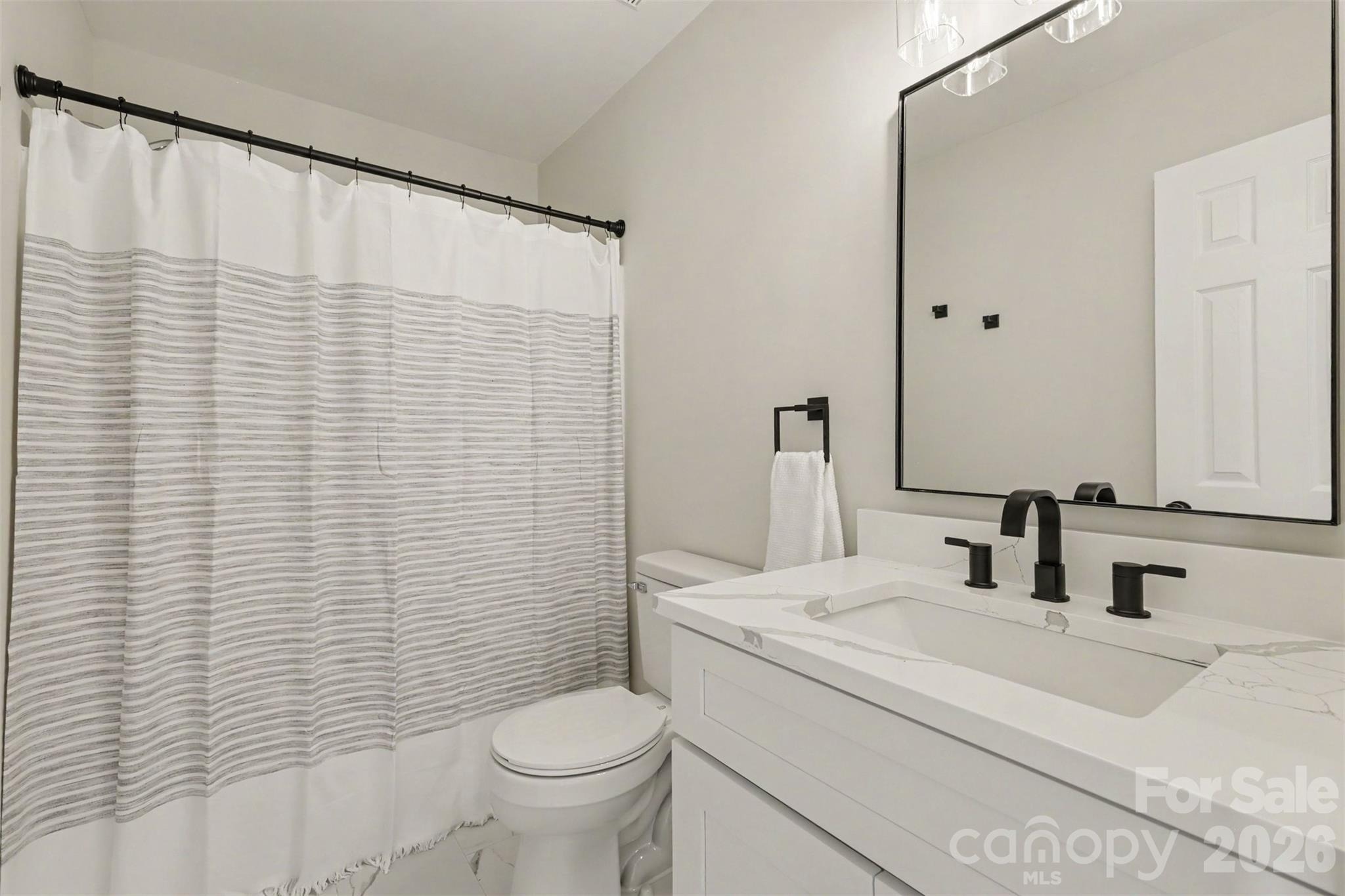 Silver Arrow Dr, Charlotte, NC 28273