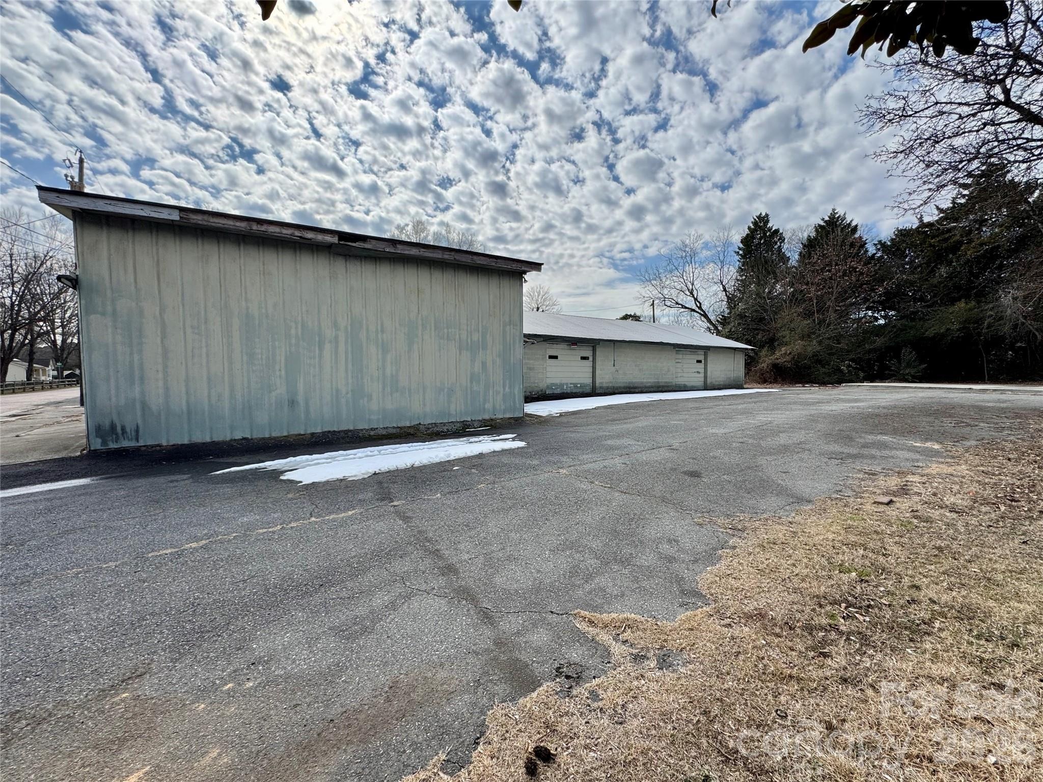 Collins St, Kannapolis, NC 28083