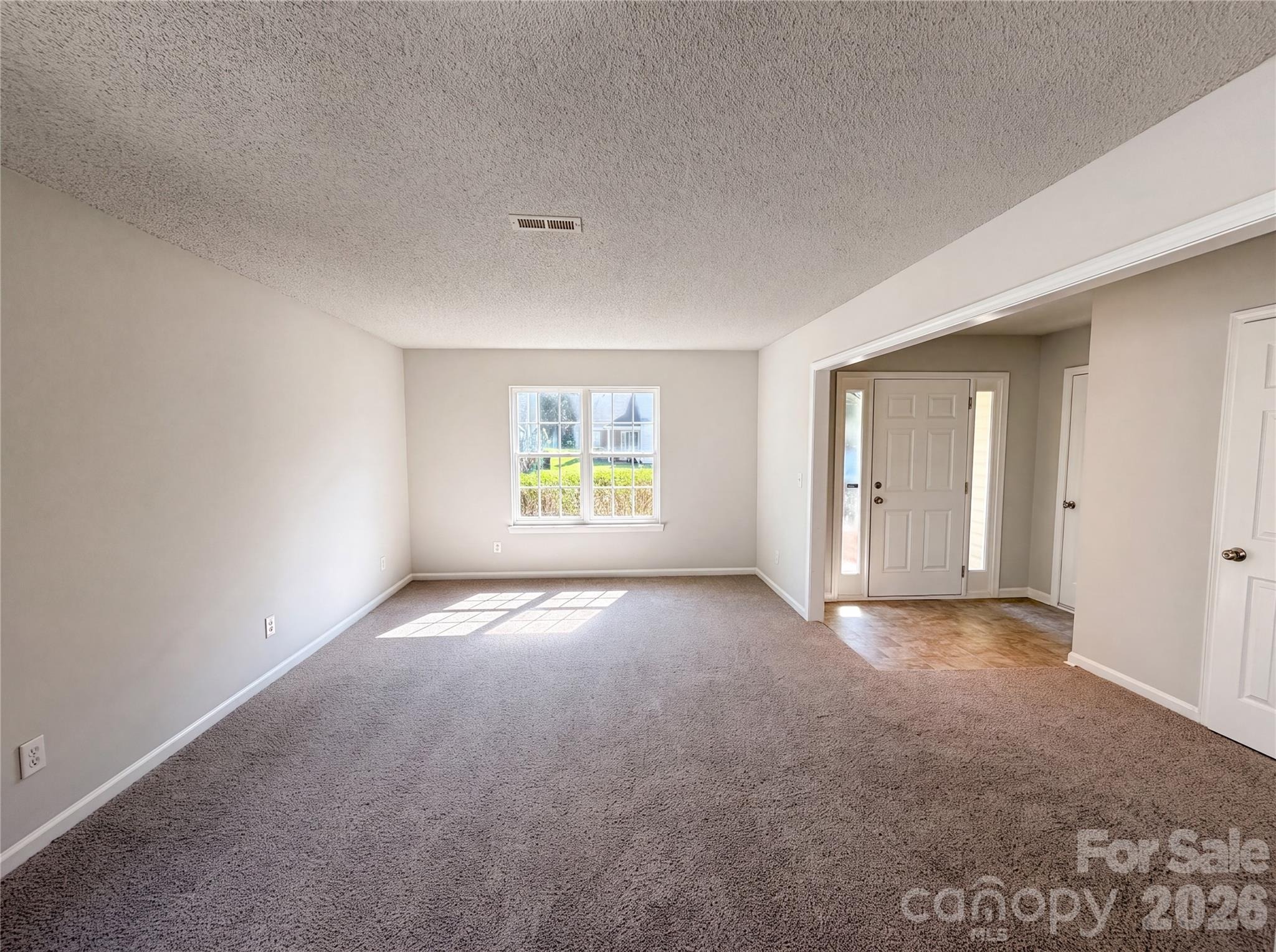 Covingtonwood Dr, Charlotte, NC 28214