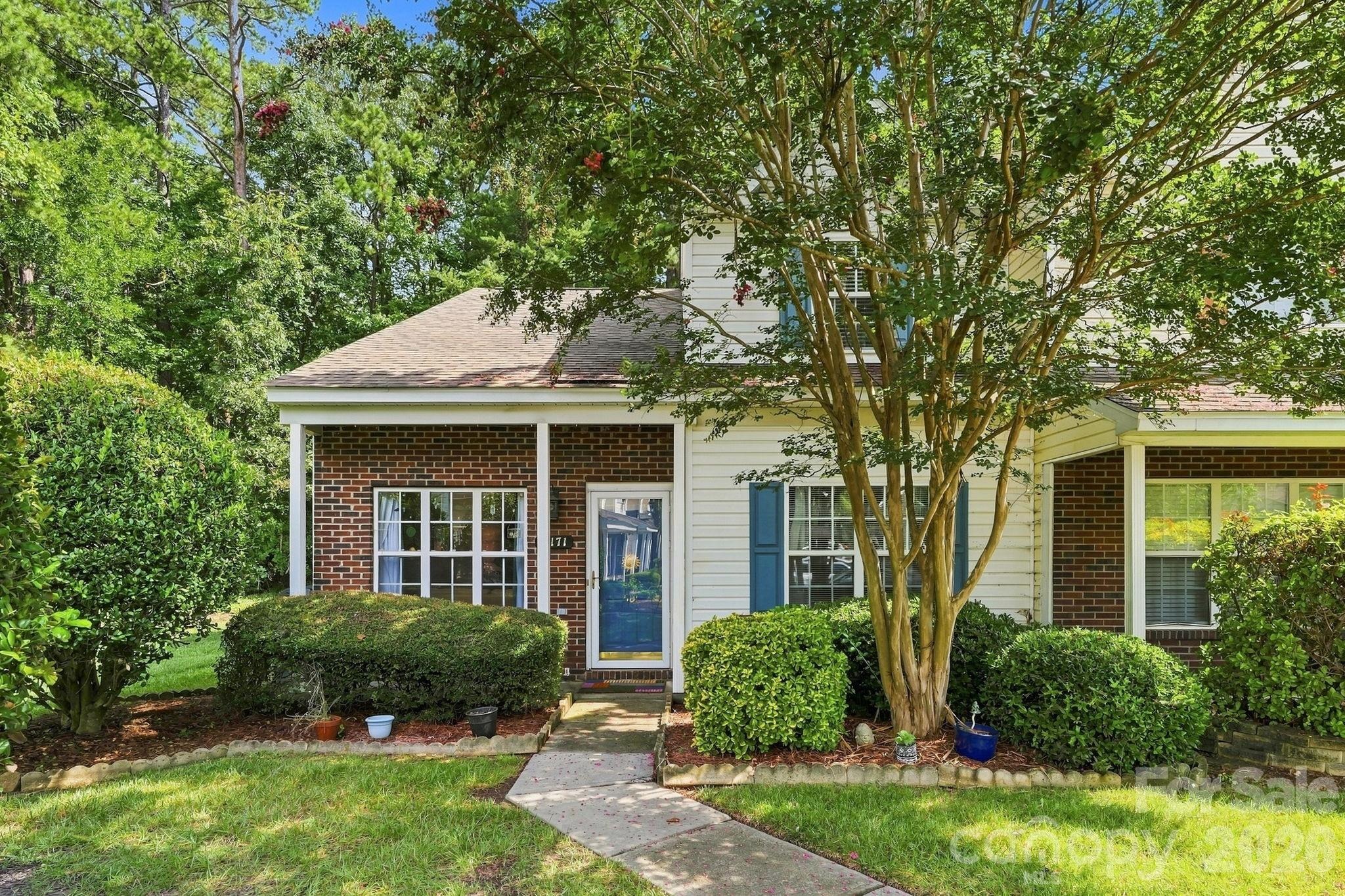 Reindeer Way Ln, Charlotte, NC 28216 #1