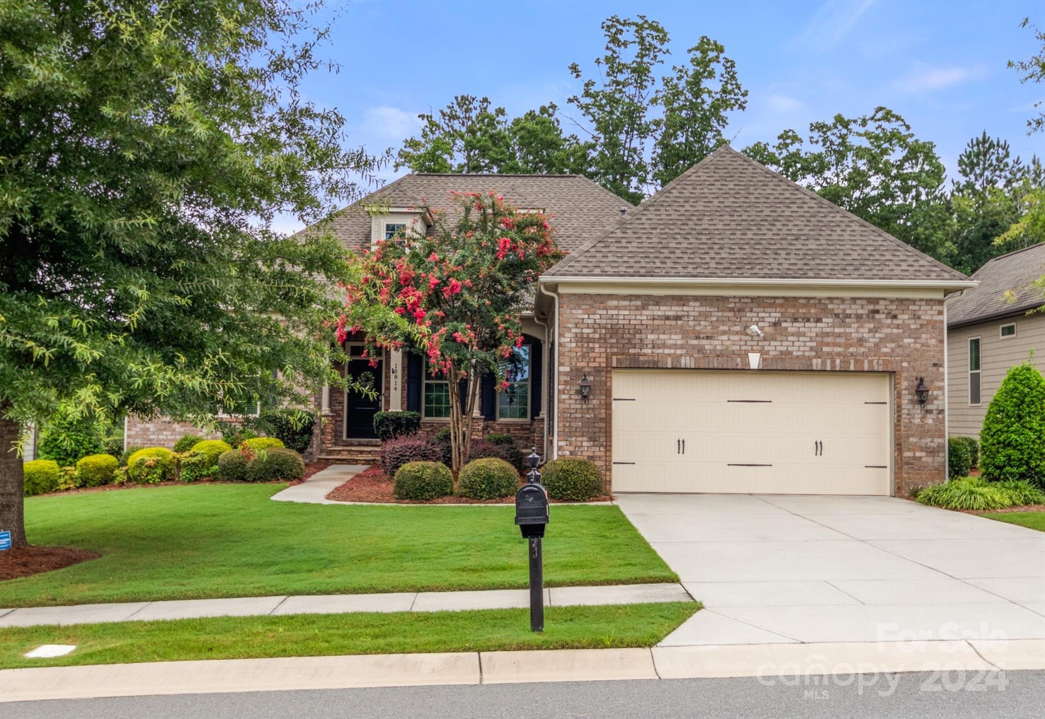 Vale Ridge Dr, Charlotte, NC 28278