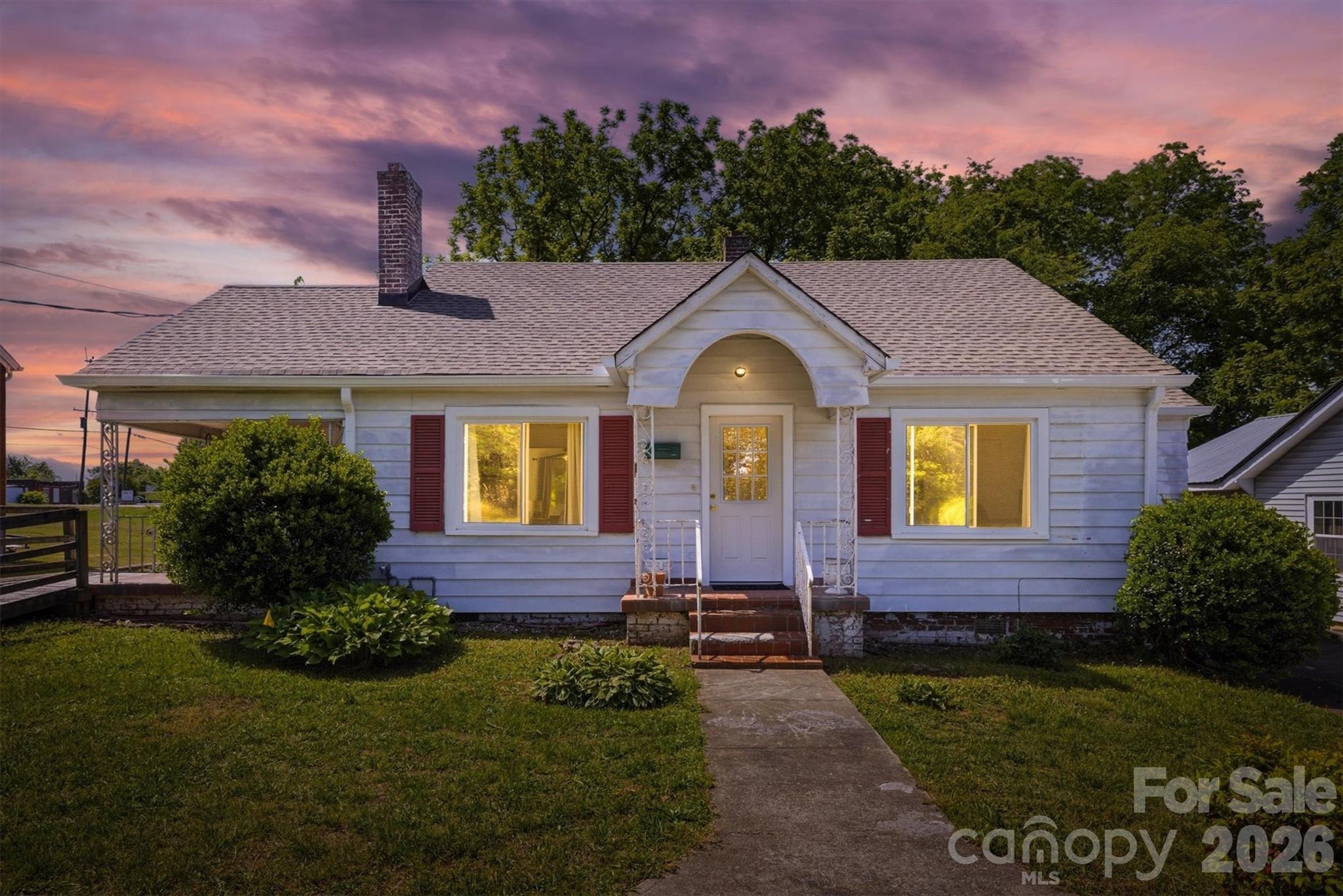 3rd Ave, Hickory, NC 28602 #1