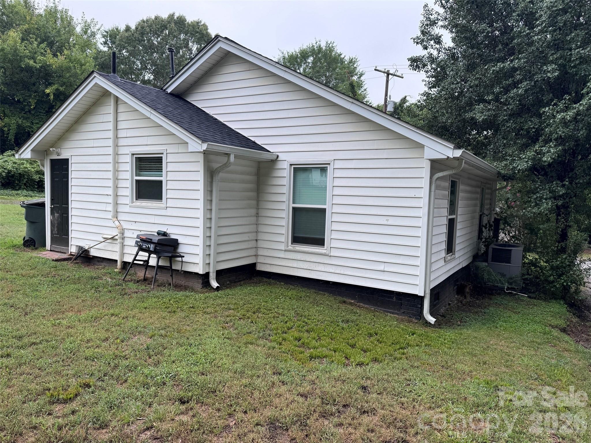 Gray St, Gastonia, NC 28052
