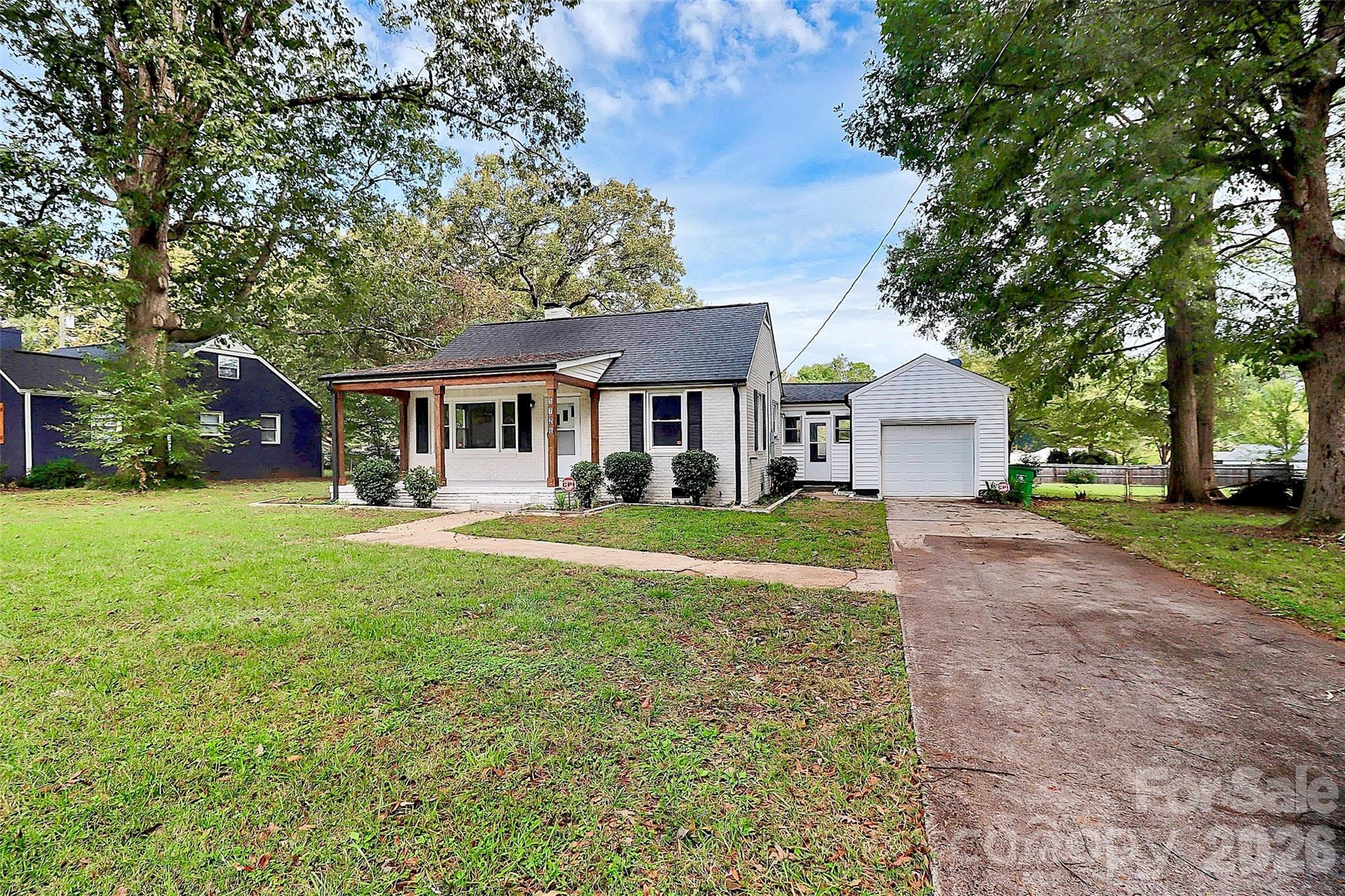 Oak Dr, Charlotte, NC 28216 #1
