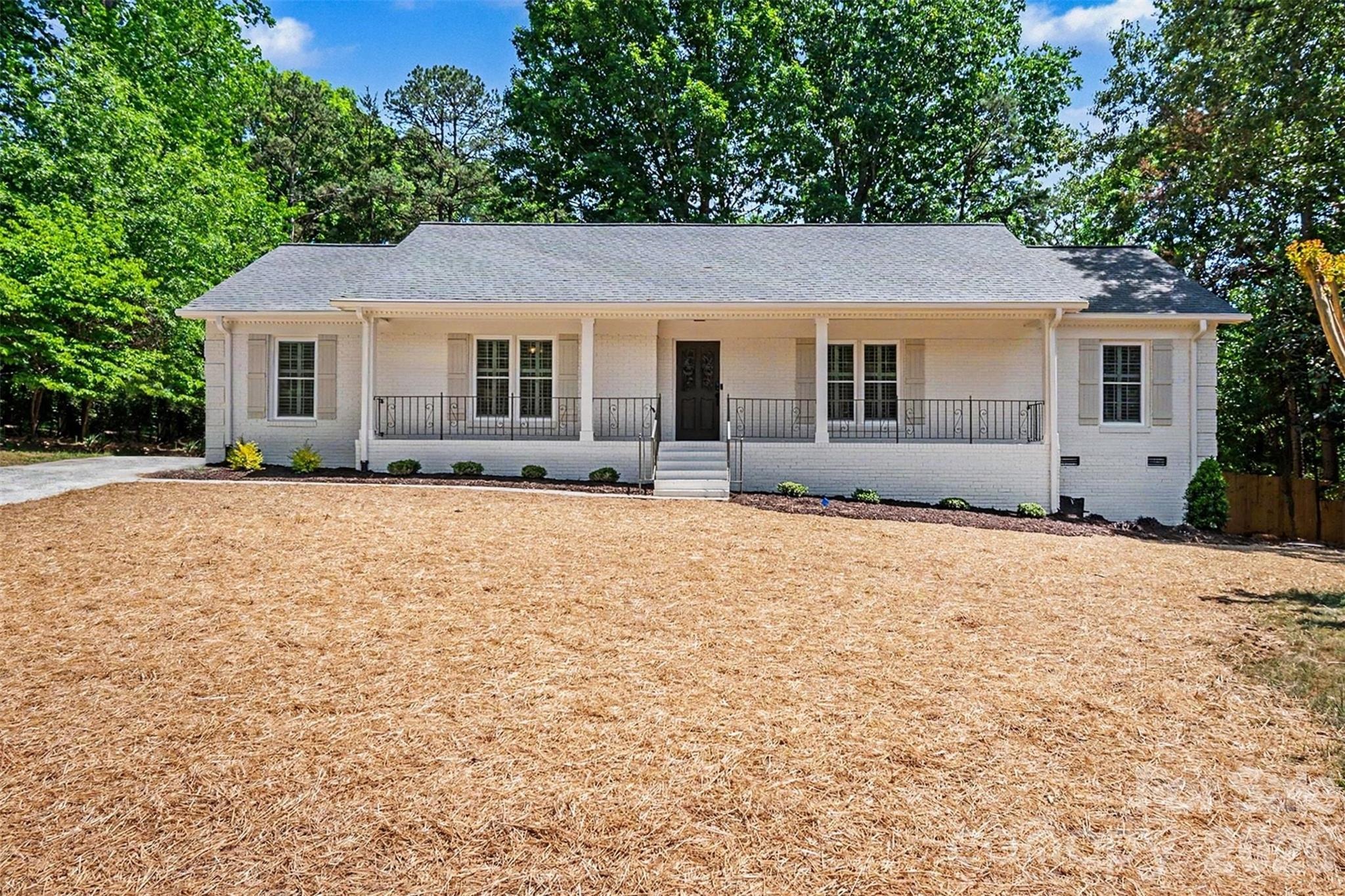 Snowden Ln, Charlotte, NC 28270