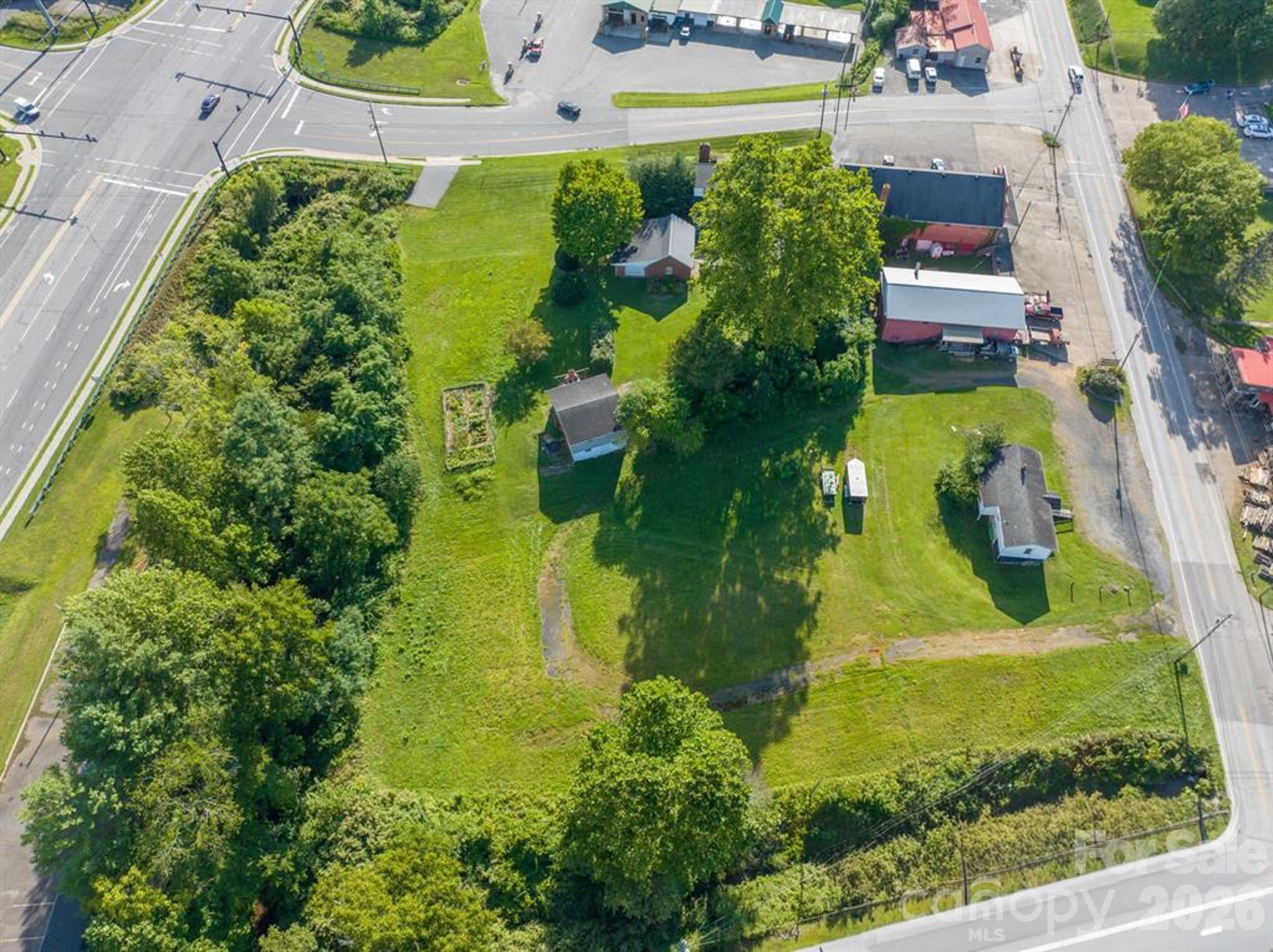 Pensacola Rd, Burnsville, NC 28714 #1