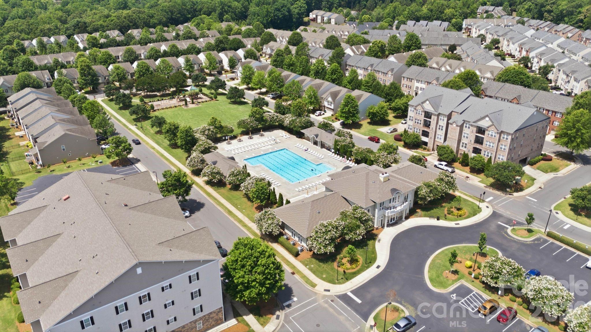 Diplomat Ln, Charlotte, NC 28210