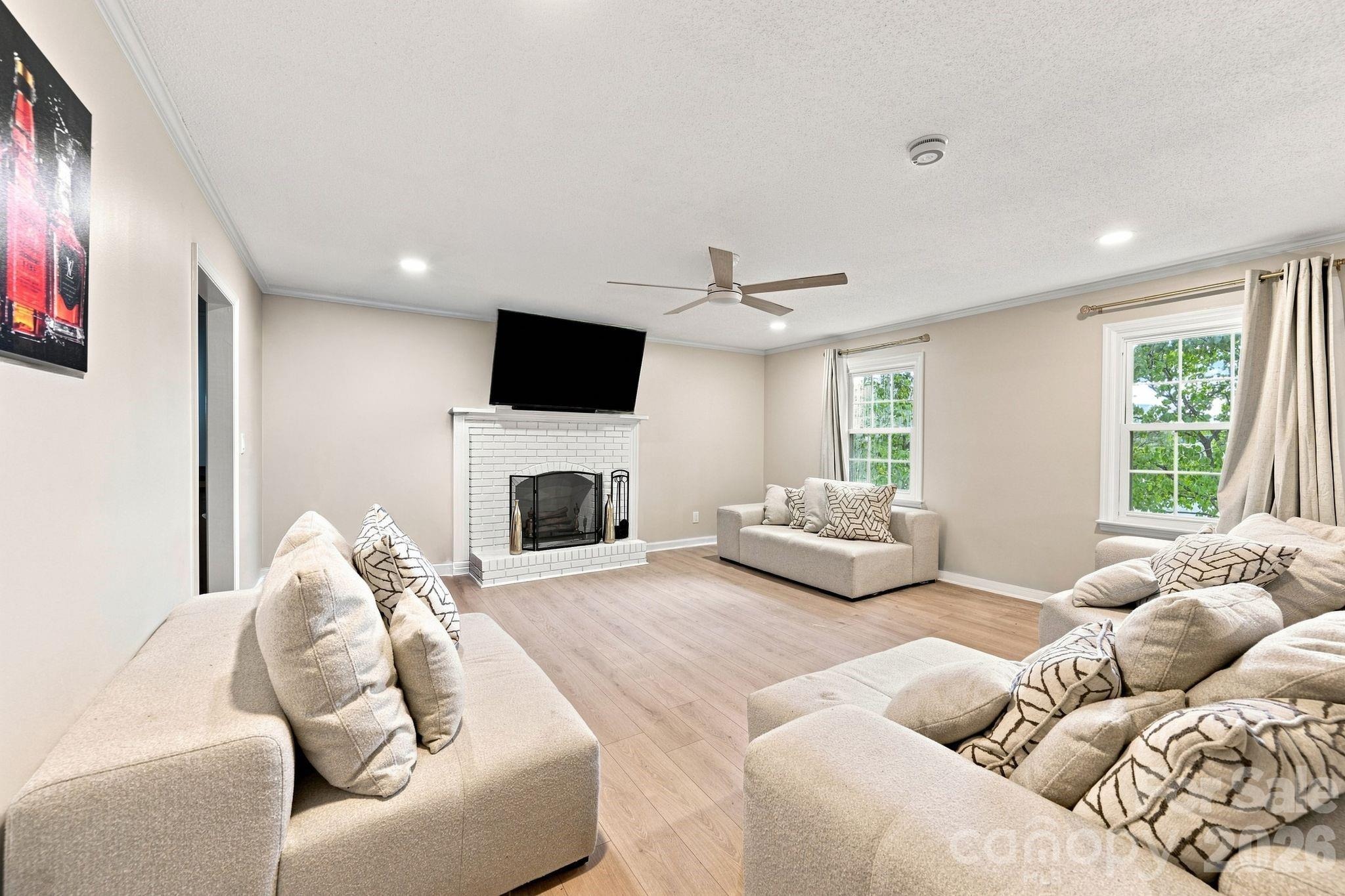 Peace Haven Rd, Winston Salem, NC 27103