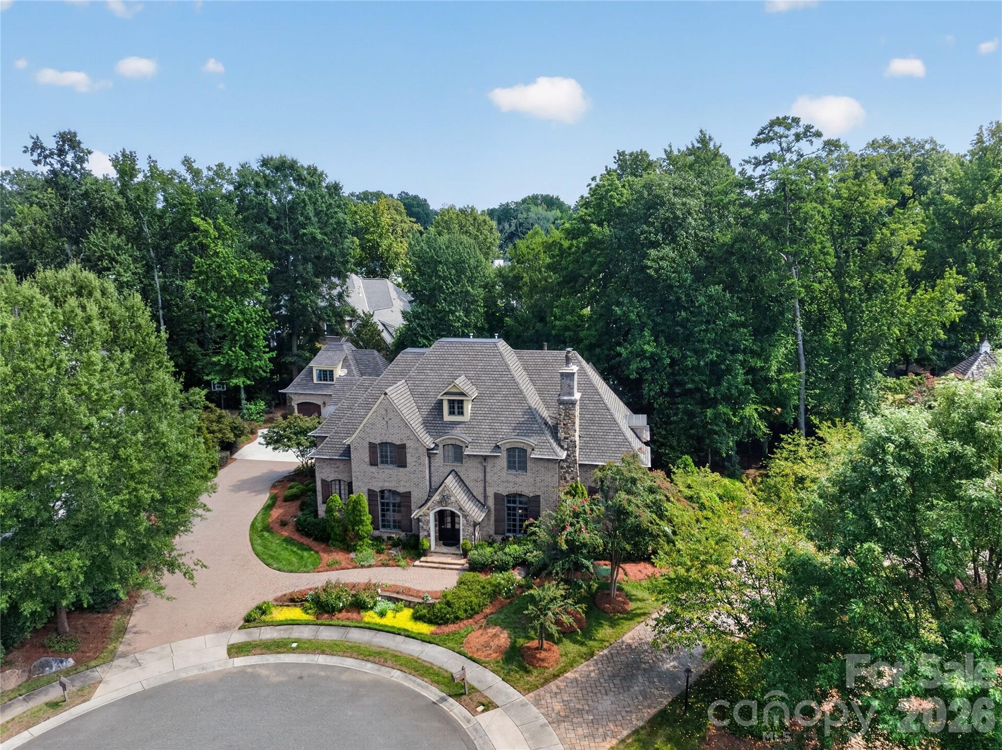 Wrenwood Ln, Charlotte, NC 28211