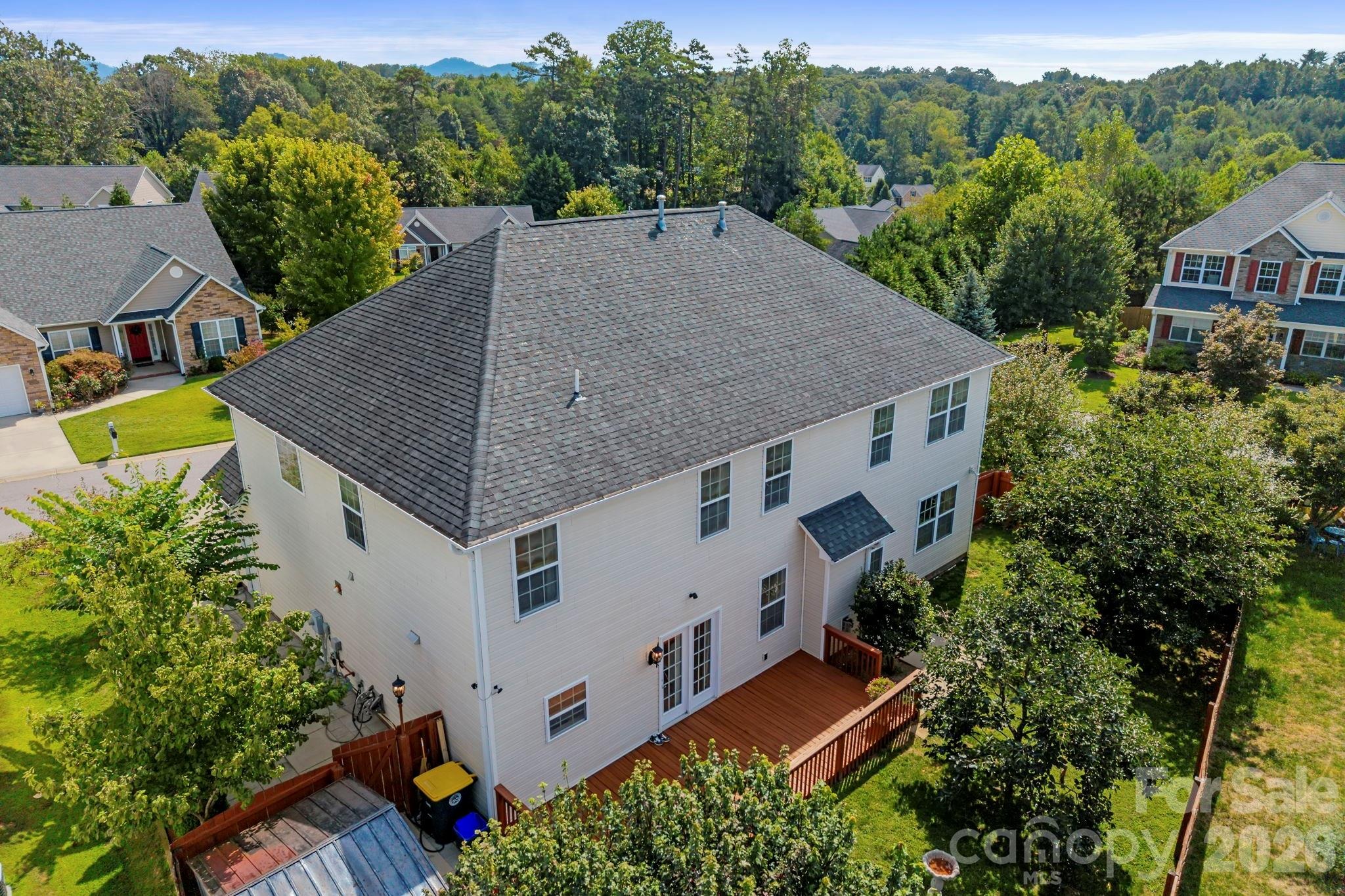 Breyerton Ct, Asheville, NC 28804