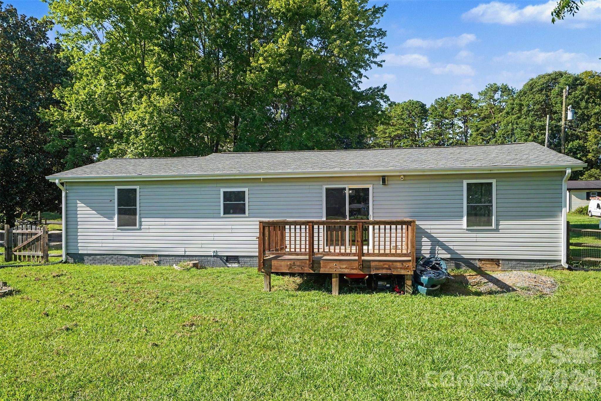 Danita Dr, Locust, NC 28097