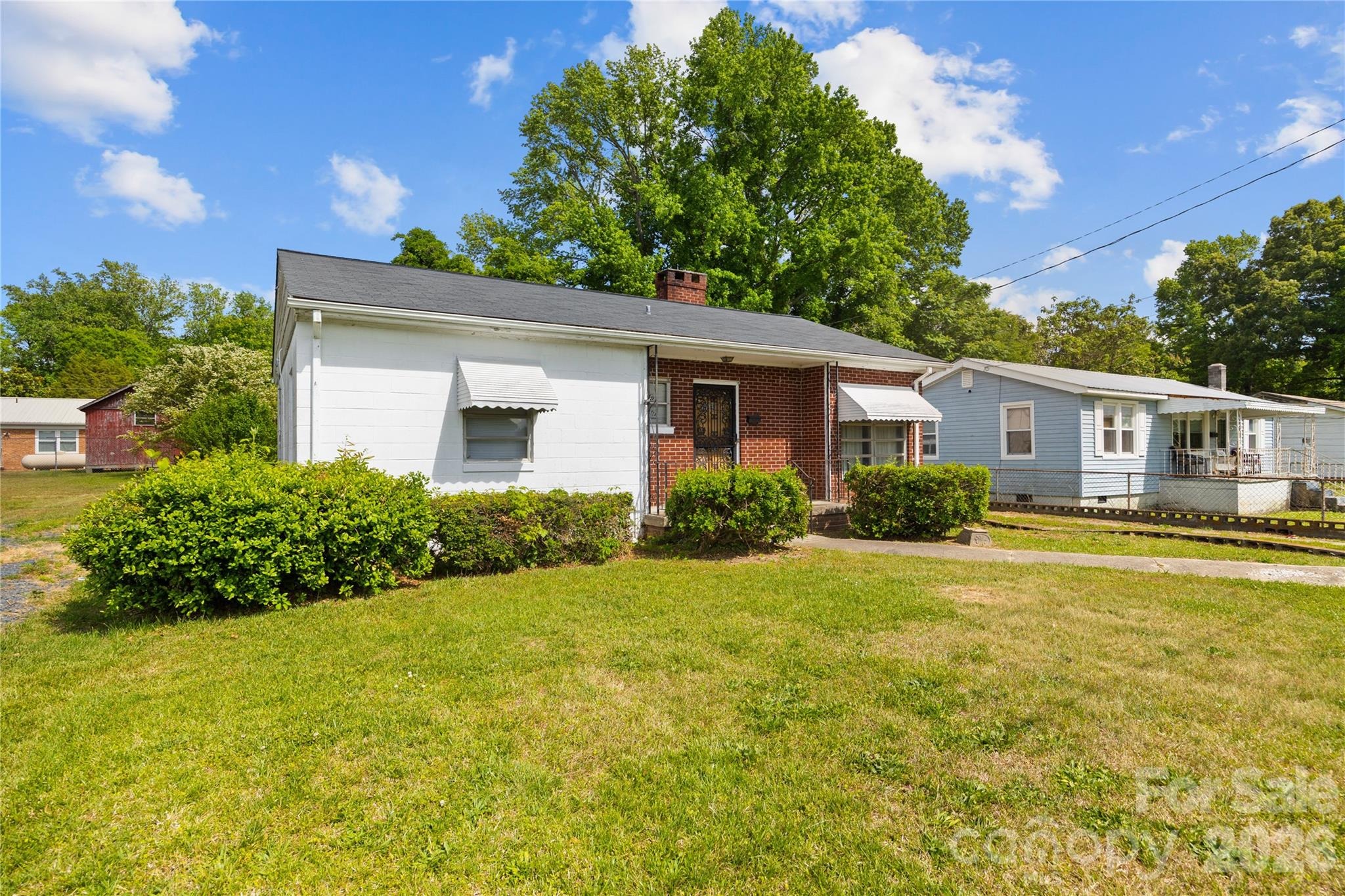 Pearl St, Troy, NC 27371