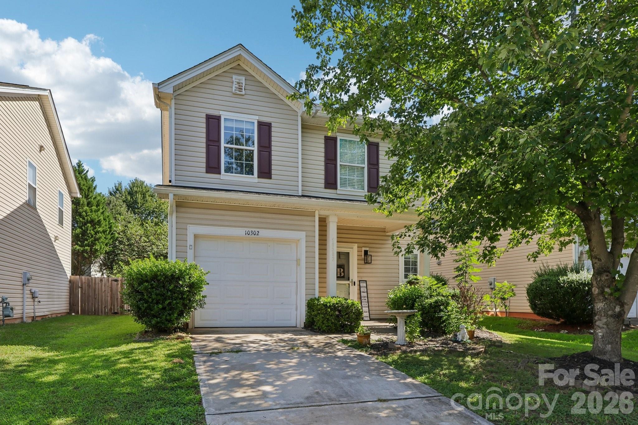 Hugue Way, Charlotte, NC 28214
