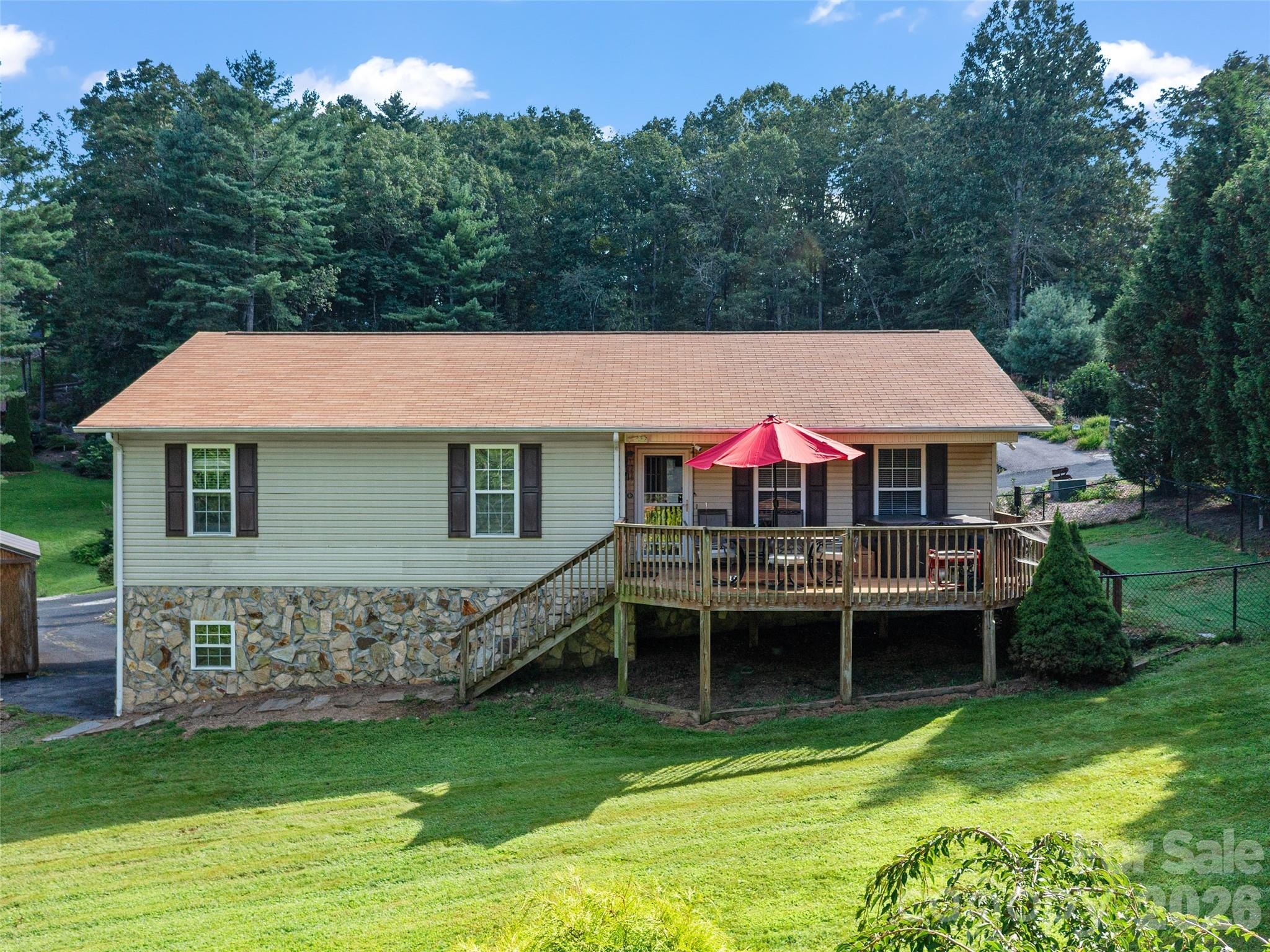 Sourwood Dr, Spruce Pine, NC 28777 #1