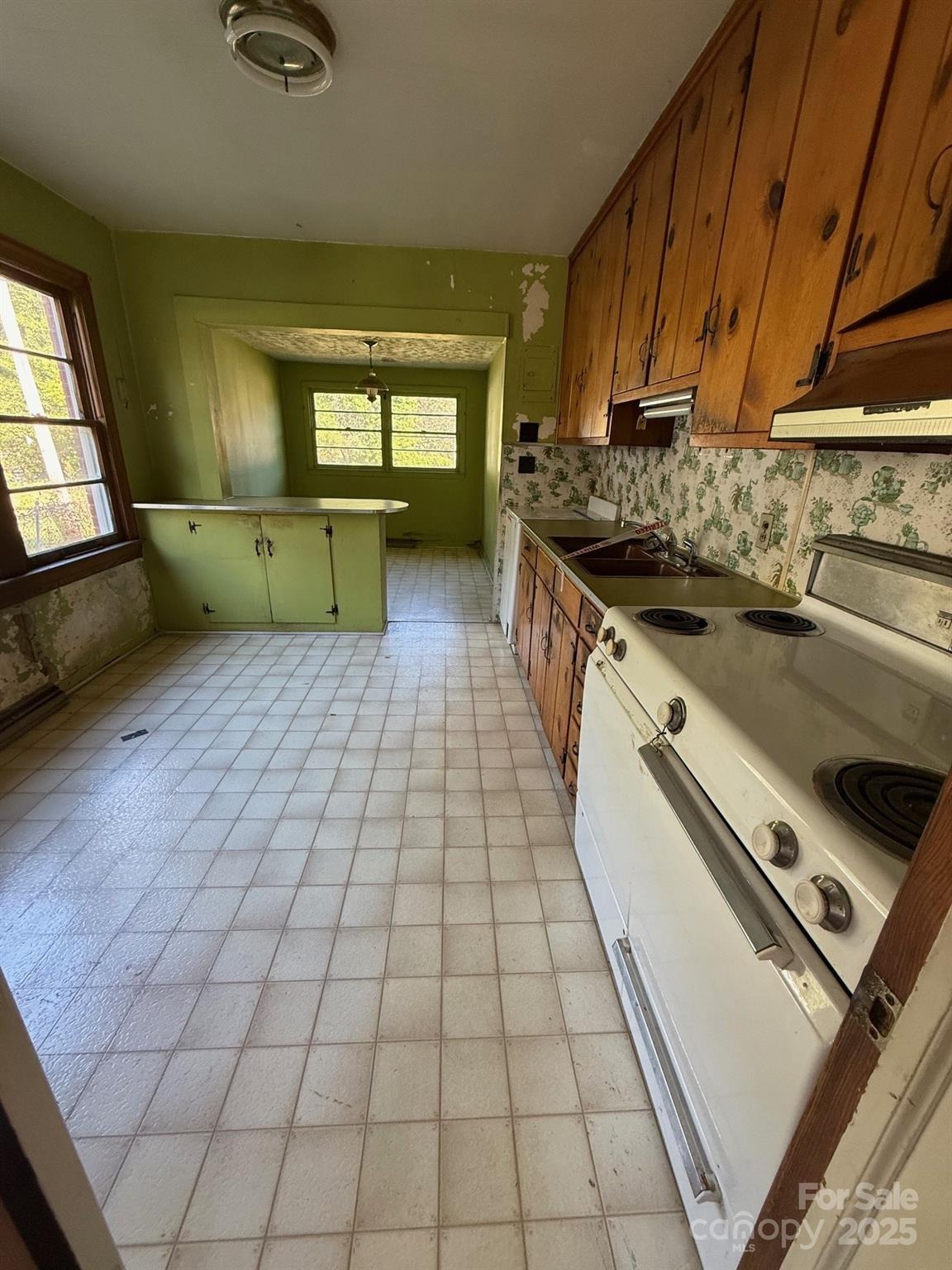 Hillside Dr, Lexington, NC 27295 #1