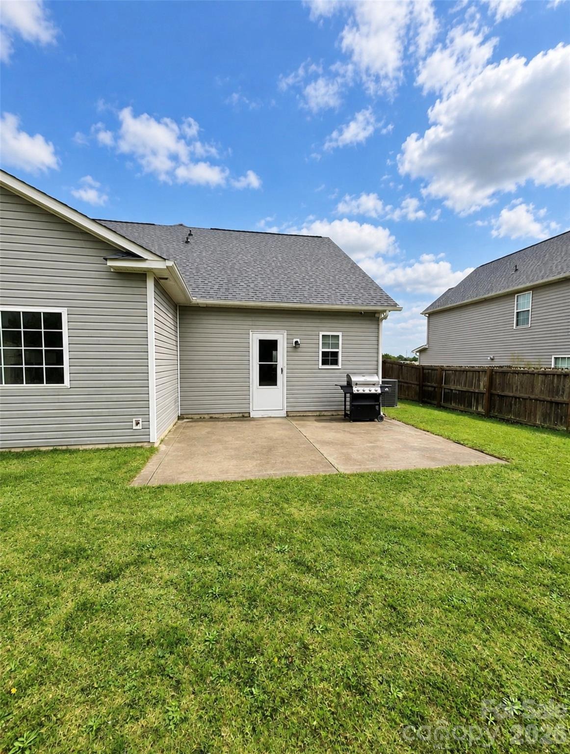 Crosswinds Dr, Hope Mills, NC 28348