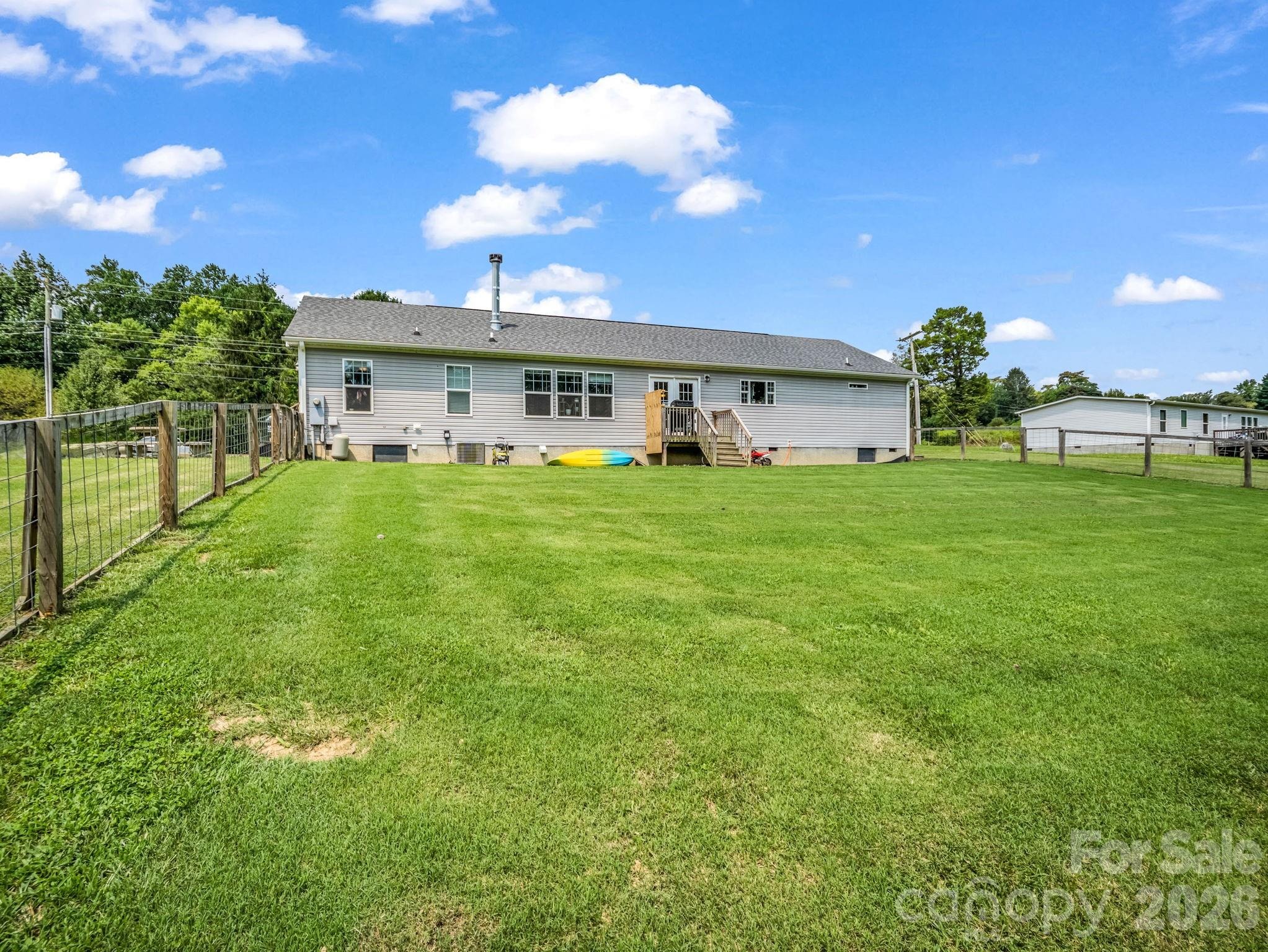 Big Oak Rd, Hendersonville, NC 28792