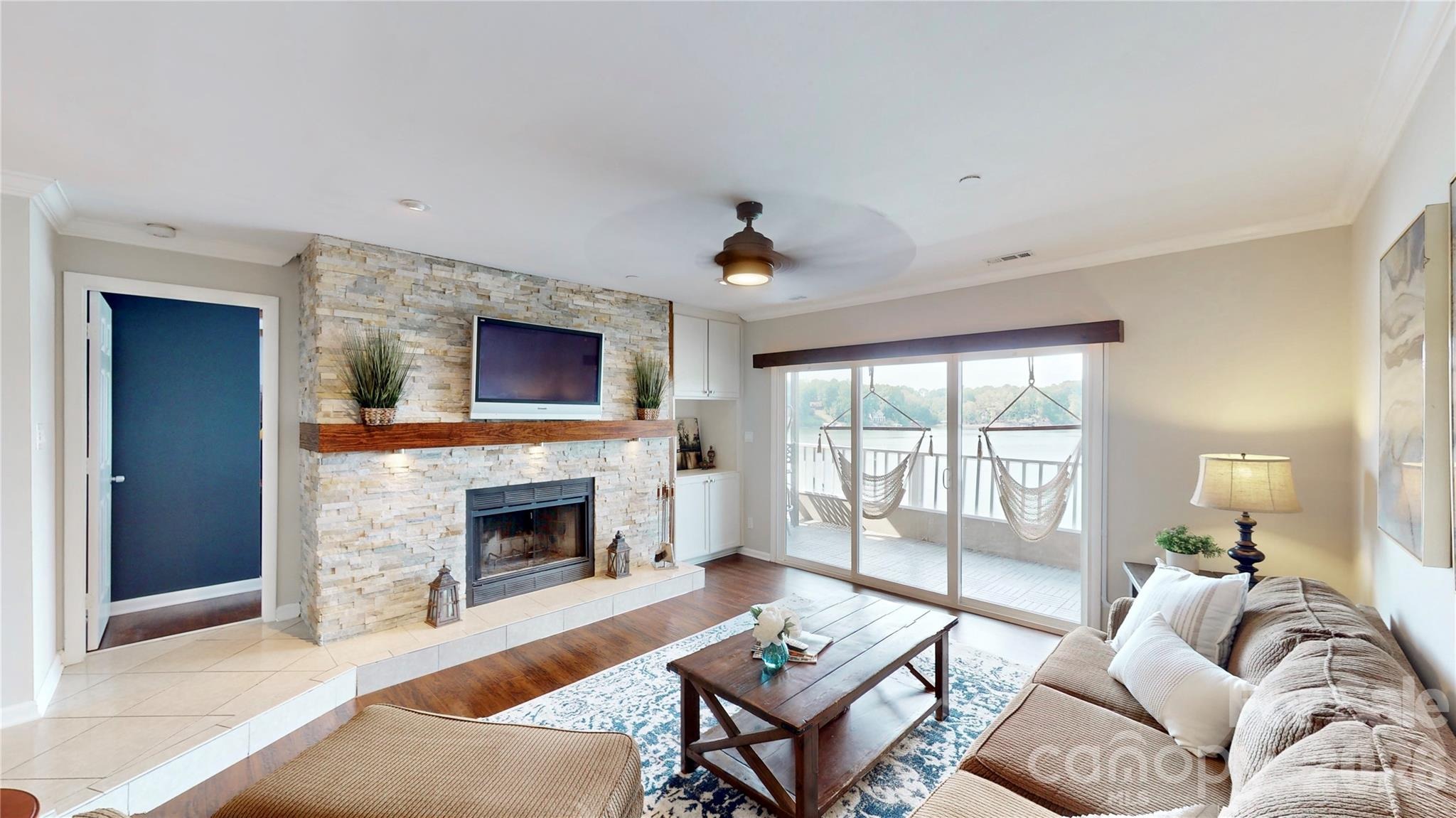 Emerald Point Dr, Charlotte, NC 28278