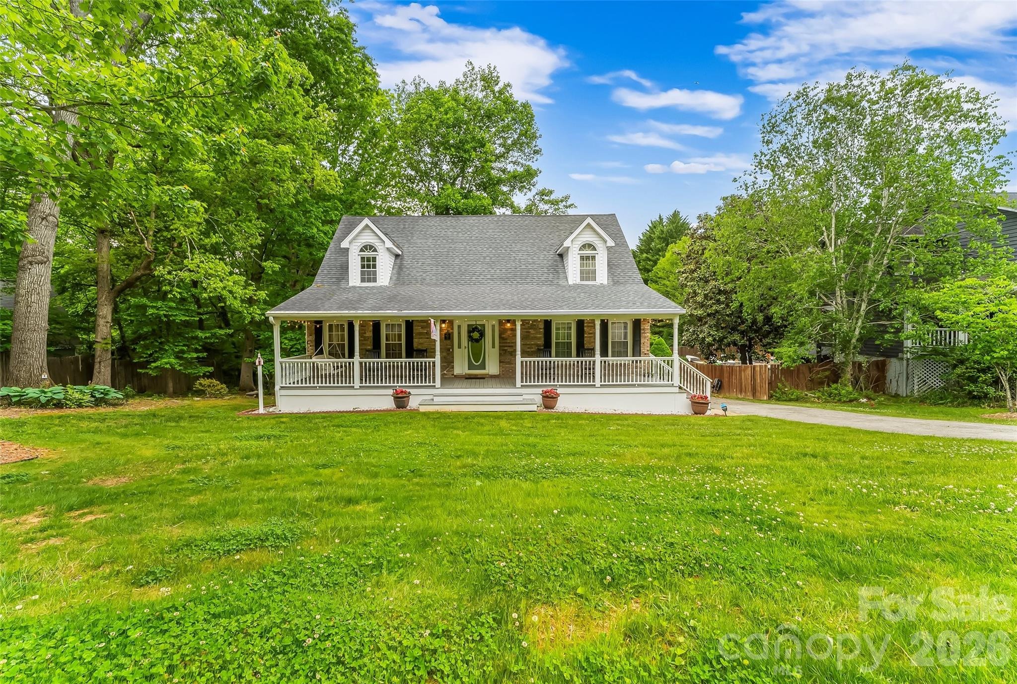 Lakey Gap Rd, Black Mountain, NC 28711