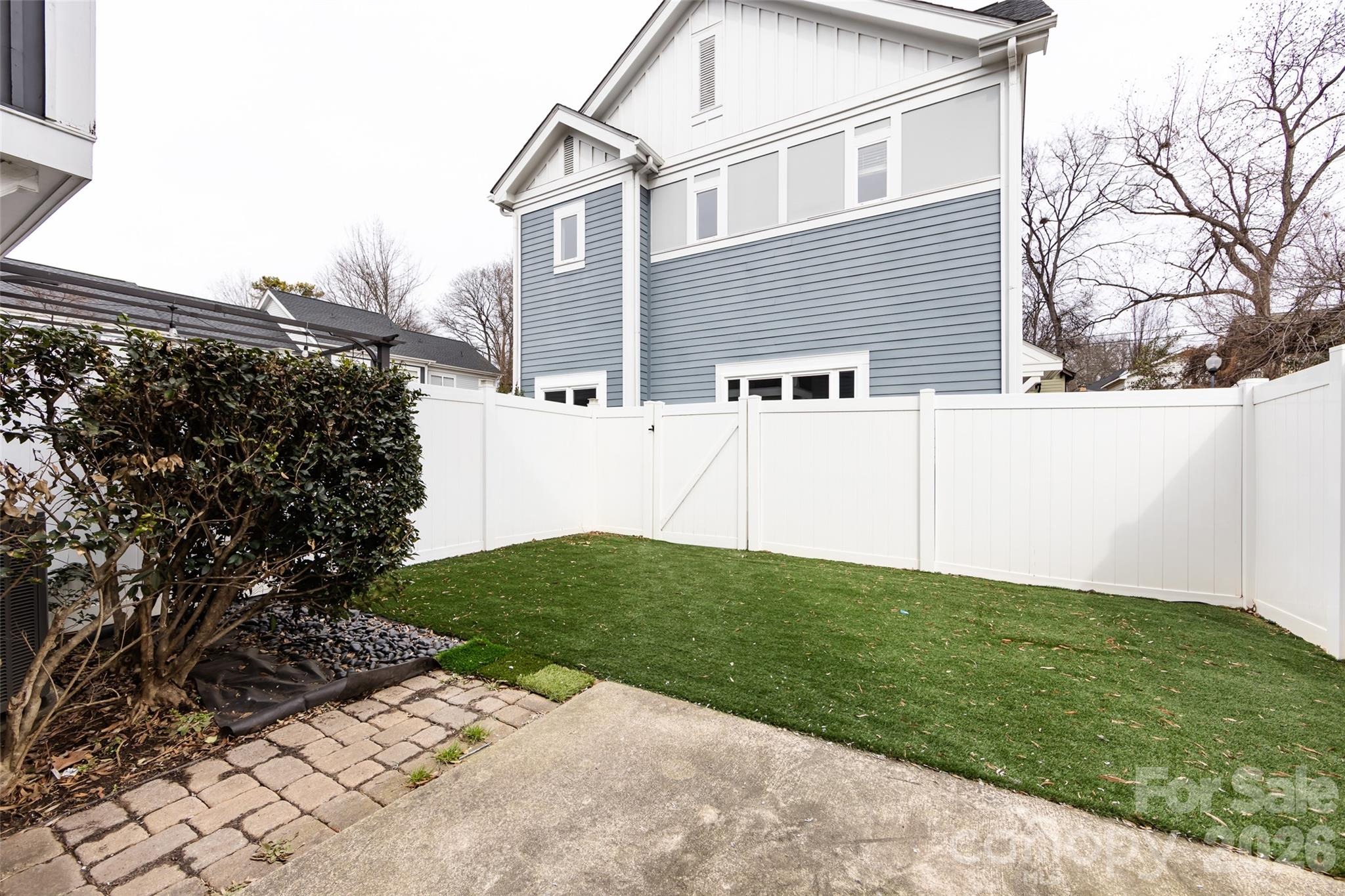 Worthington Ave, Charlotte, NC 28203