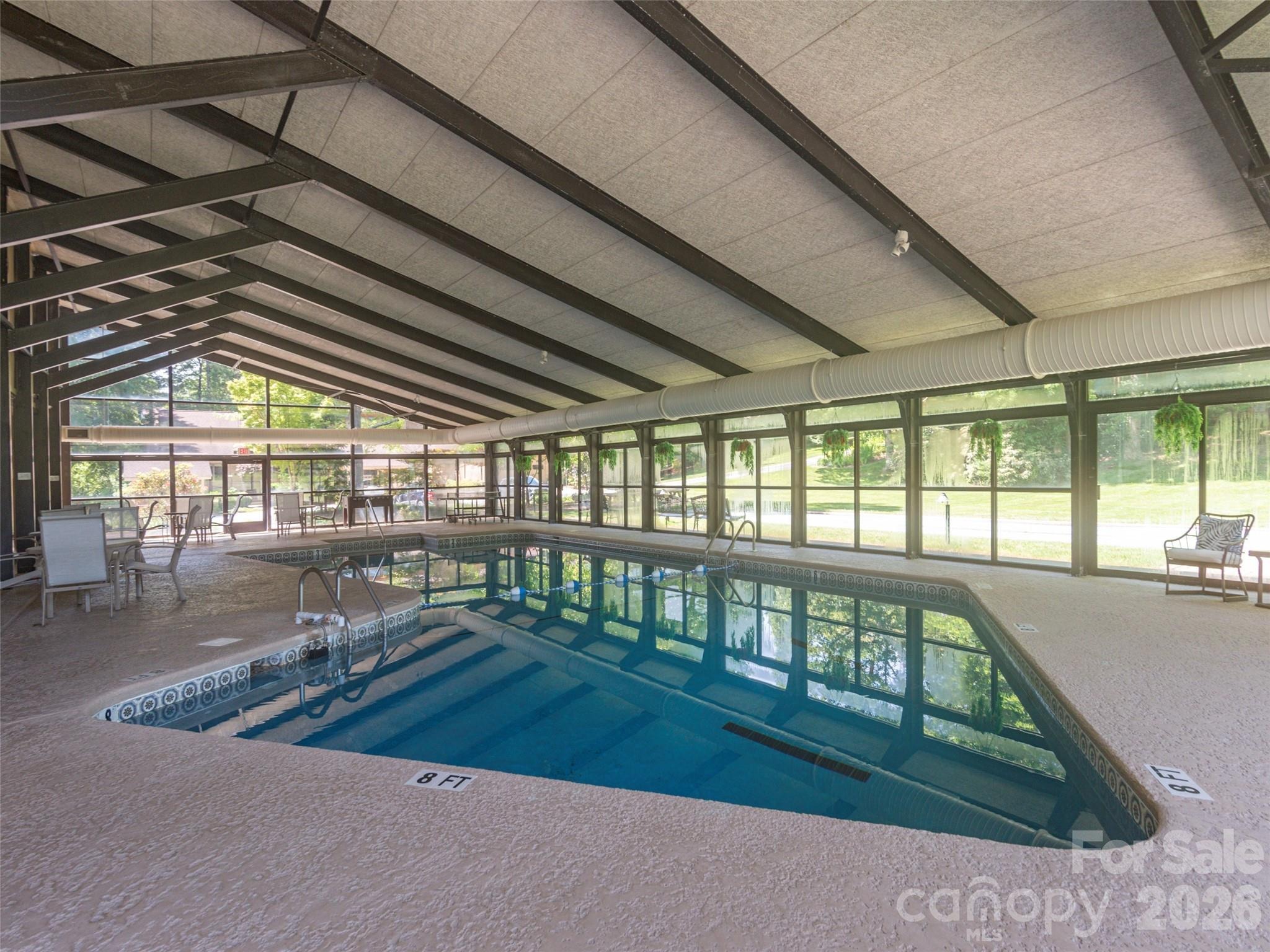 Red Oak Dr, Hendersonville, NC 28791