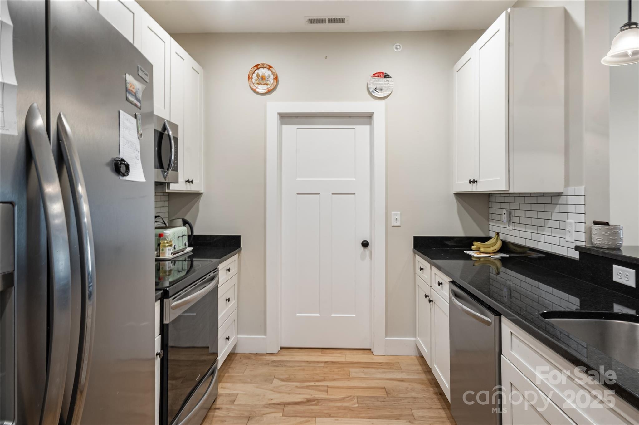 Foxden Dr, Fletcher, NC 28732