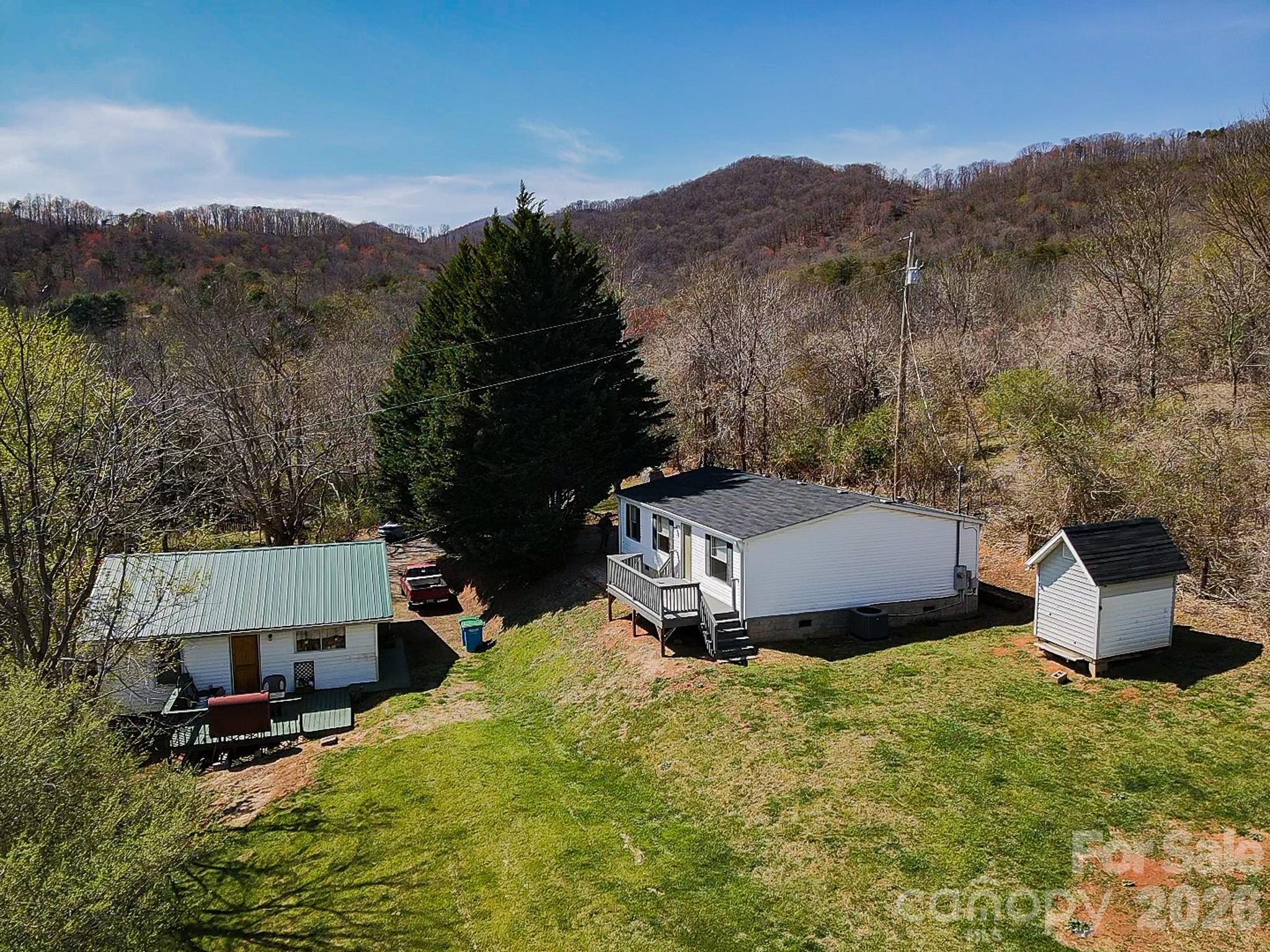 Lands End Dr, Candler, NC 28715 #1