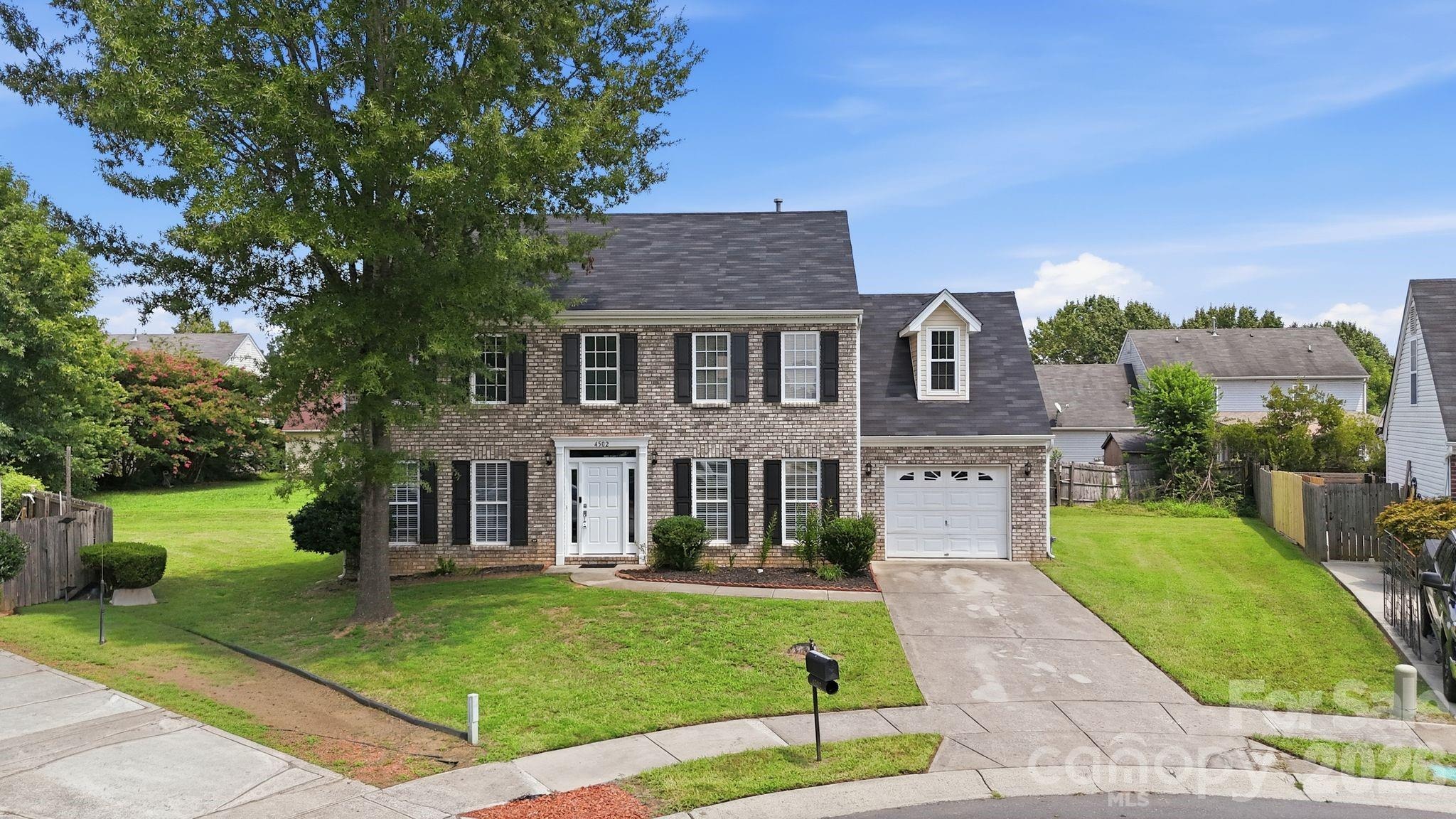 Tabcat Ct, Charlotte, NC 28273