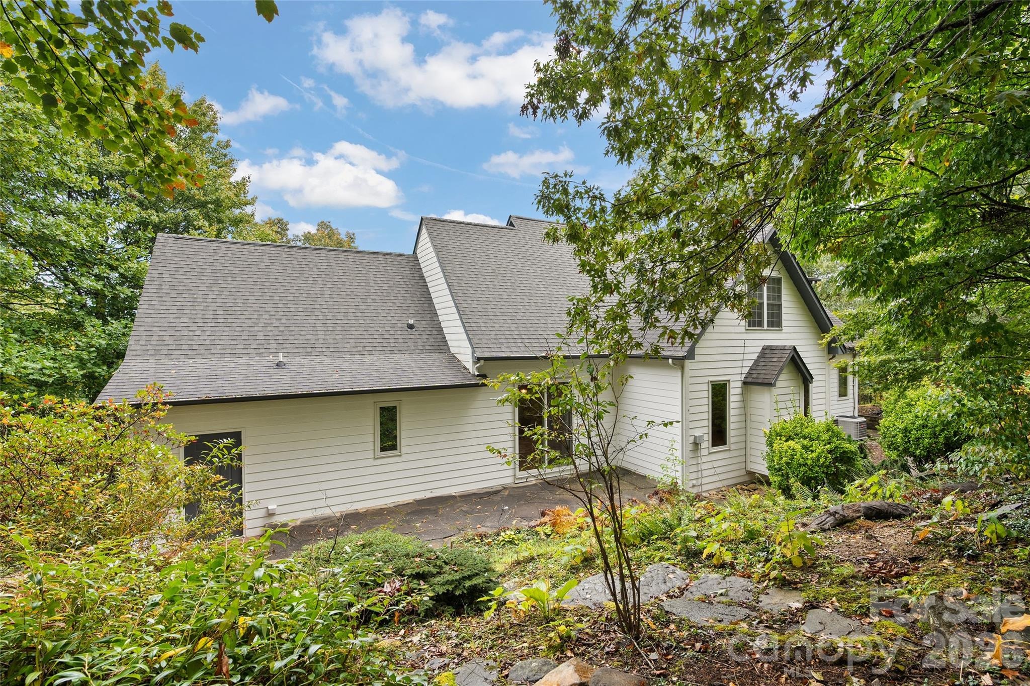 Clear Vista Dr, Asheville, NC 28805