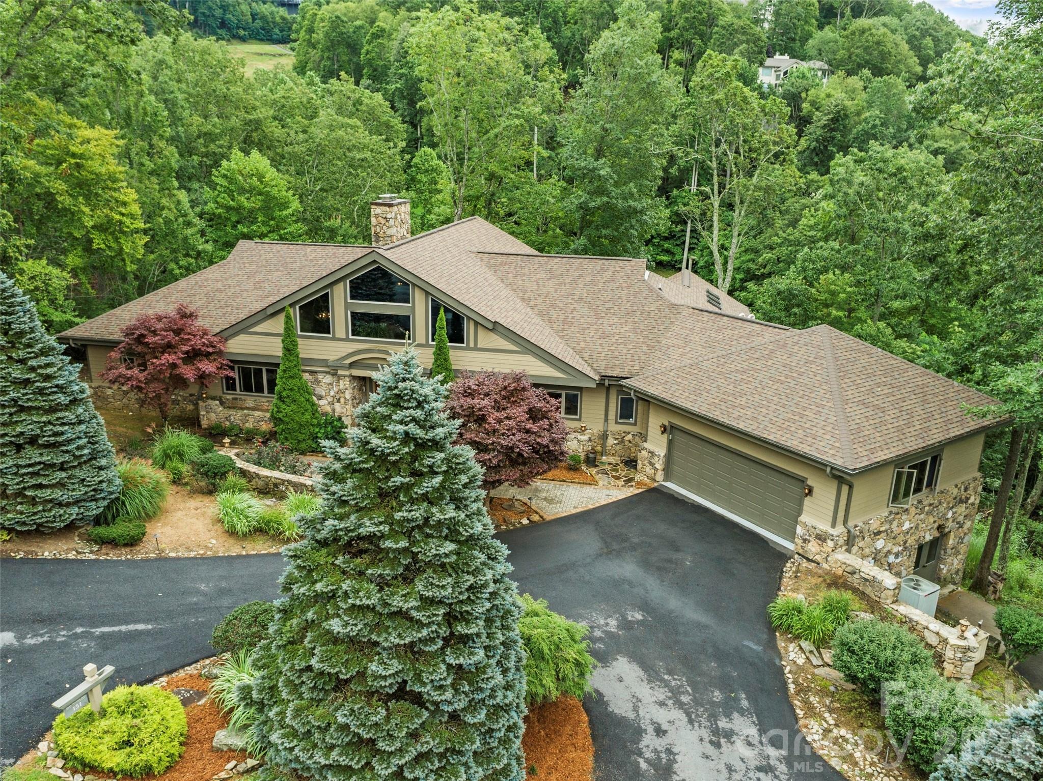 Austin Mountain Dr, Burnsville, NC 28714