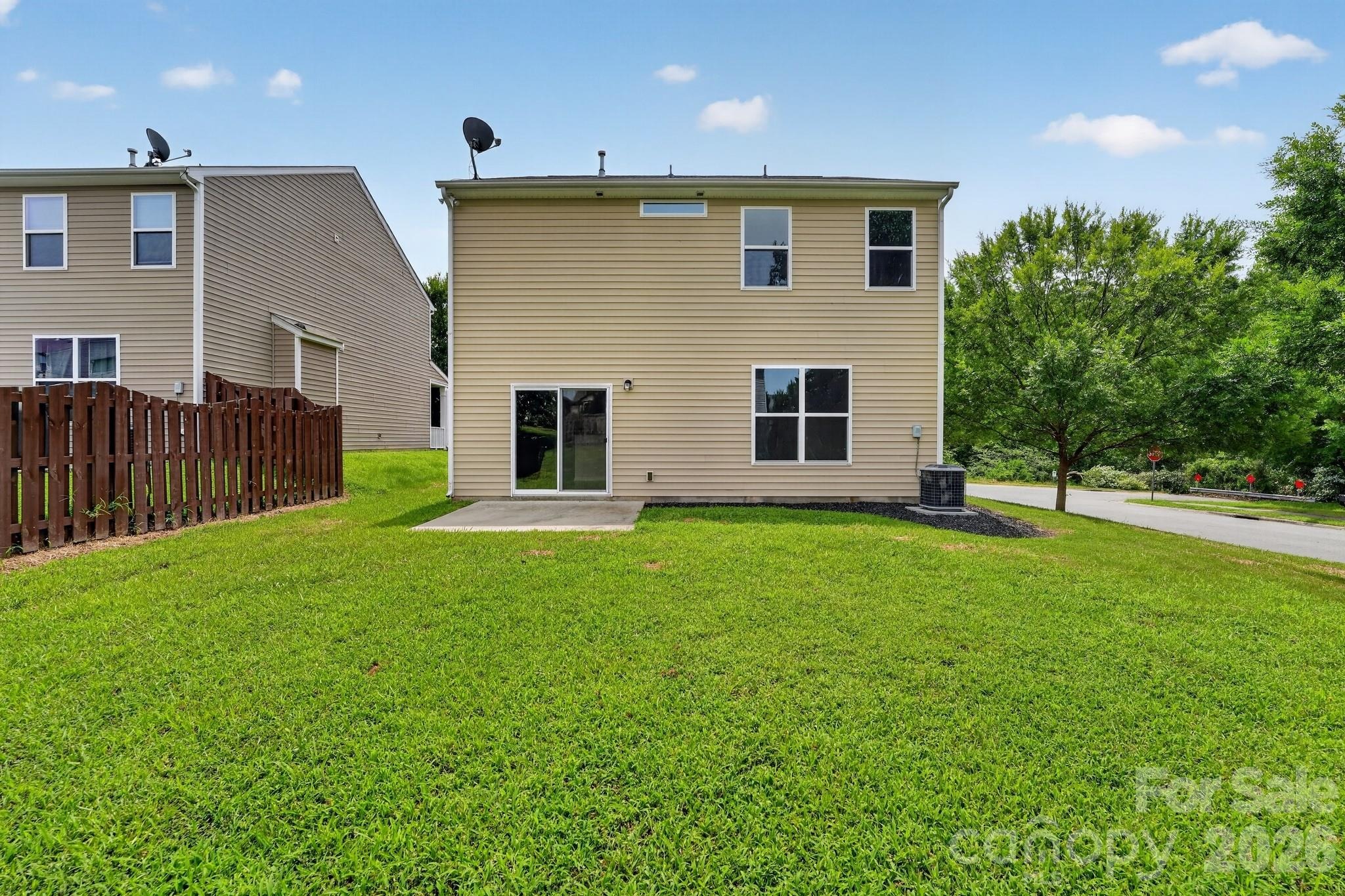 Verde Creek Rd, Charlotte, NC 28214