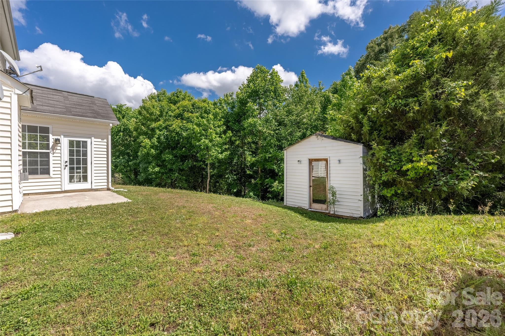 Riding Hill Ave, Charlotte, NC 28213