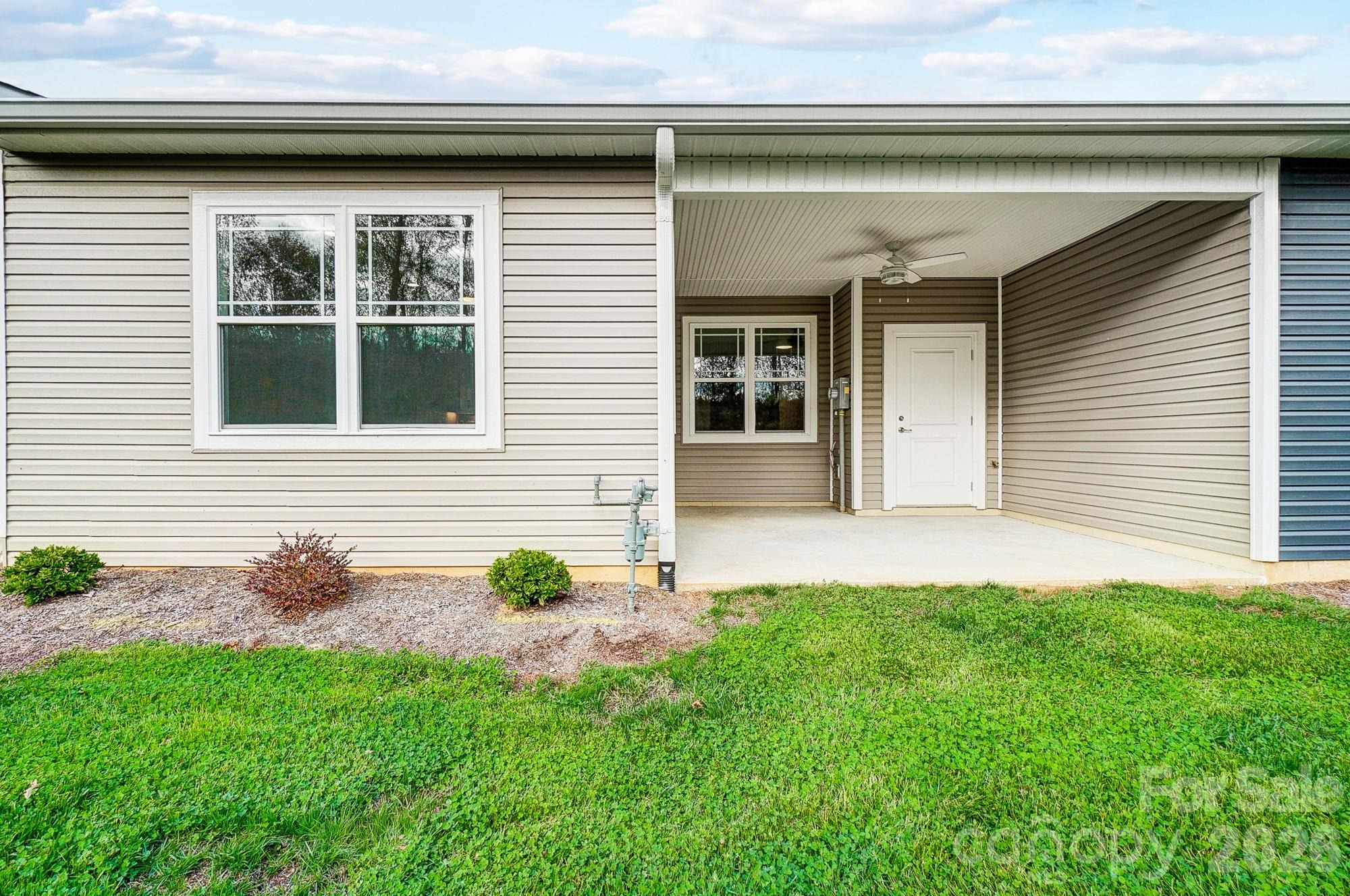 15th Avenue Pl, Hickory, NC 28602 #1