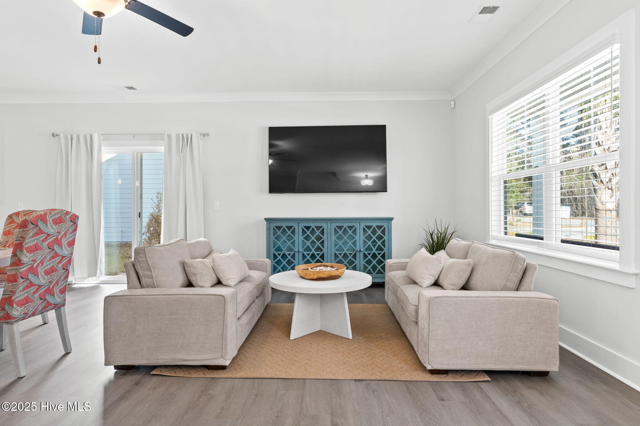 Caswell Ave, Southport, NC 28461