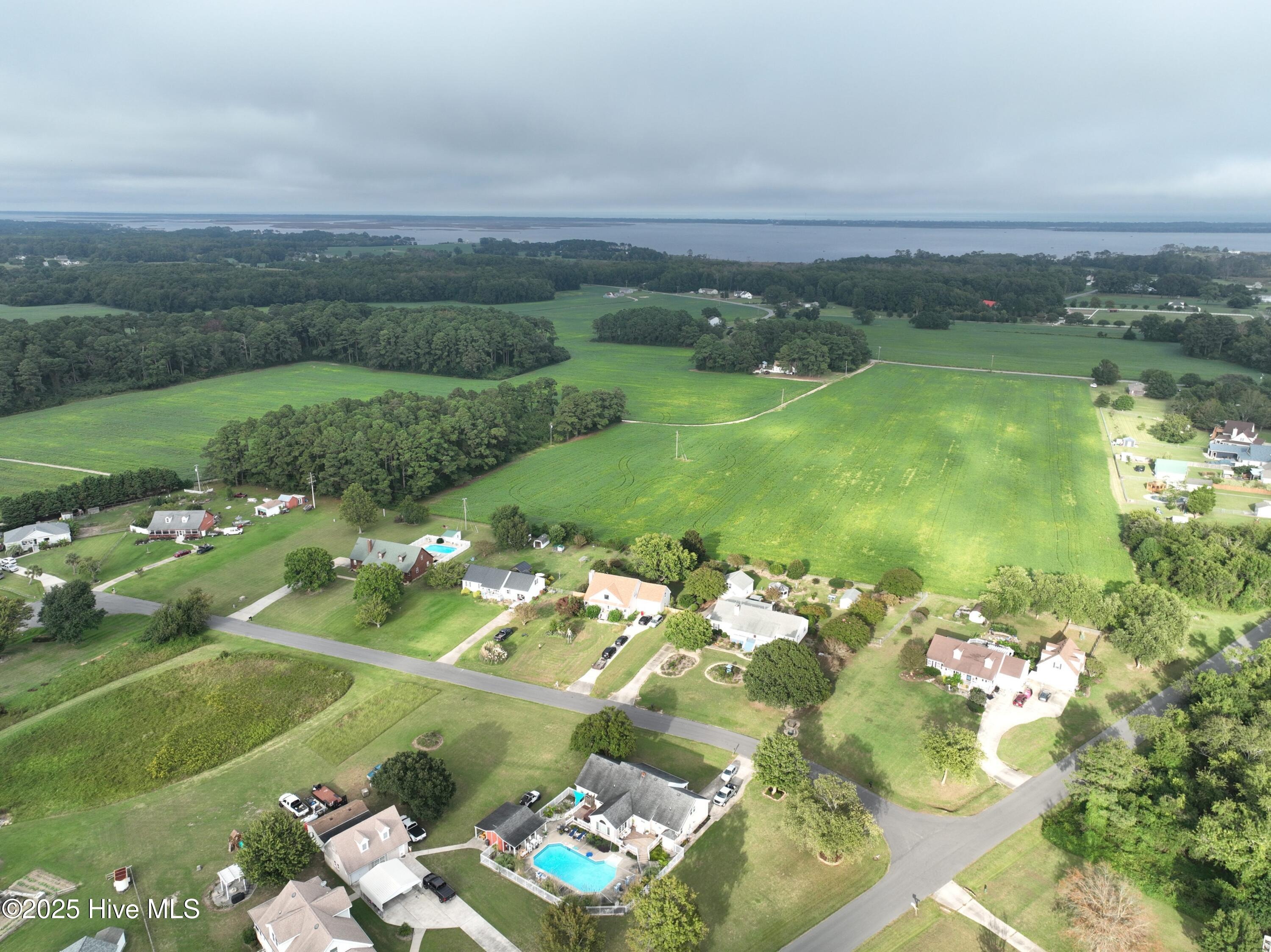 Blue Heron Ln, Knotts Island, NC 27950