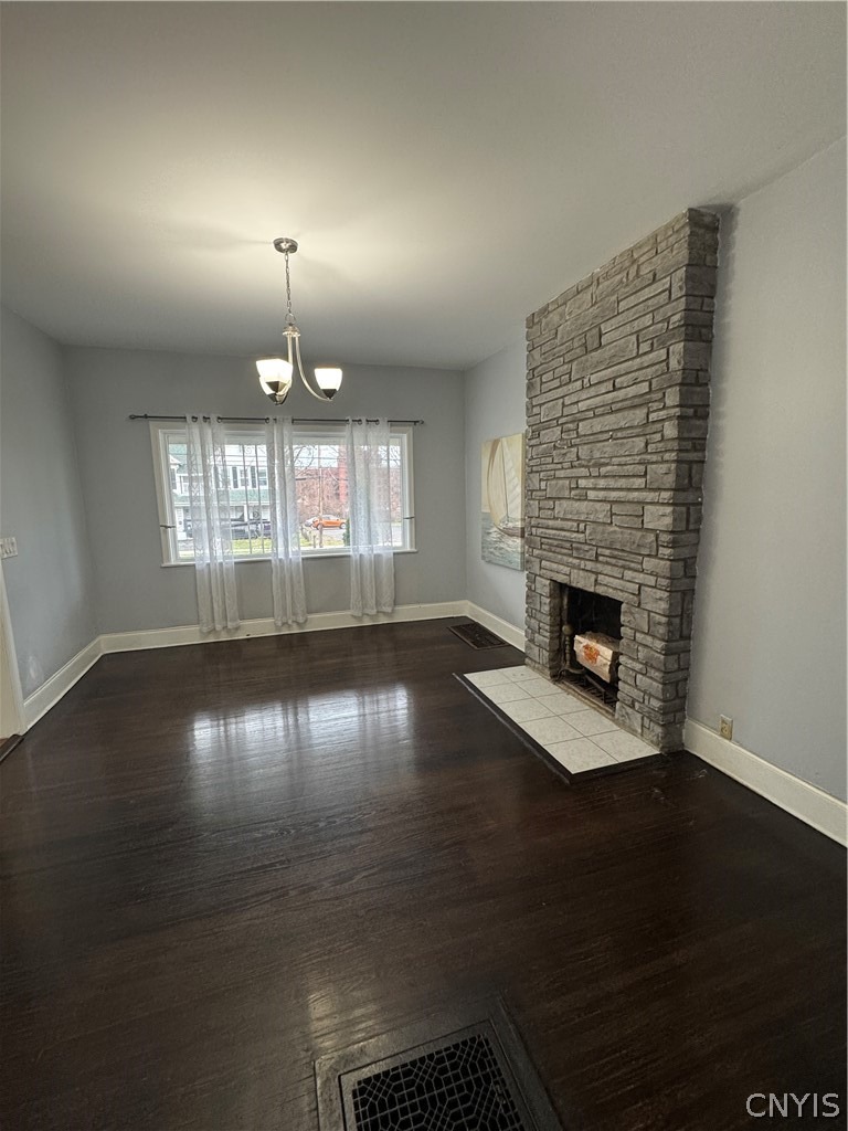 Oneida St, Utica, NY 13501