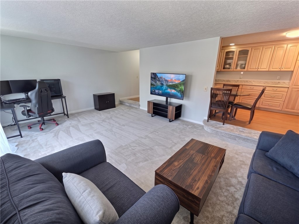 High Gate Trl, Fairport, NY 14450 #1