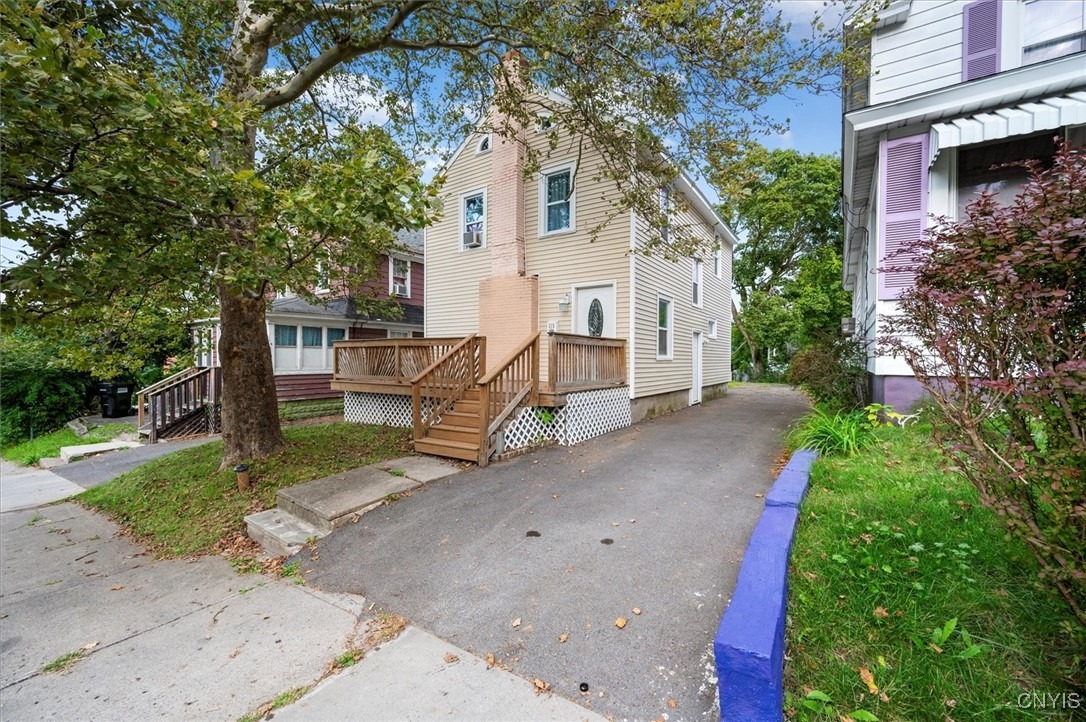 Westmoreland Ave, Syracuse, NY 13210