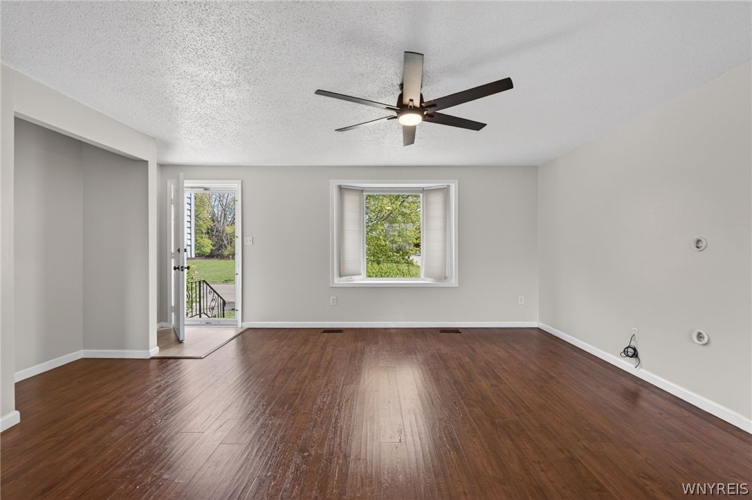 Peppertree Dr, Buffalo, NY 14228 #1