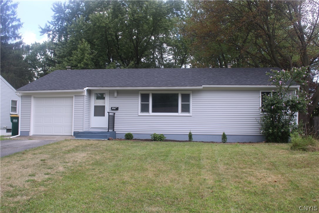 Oakley Dr, Syracuse, NY 13212 #1