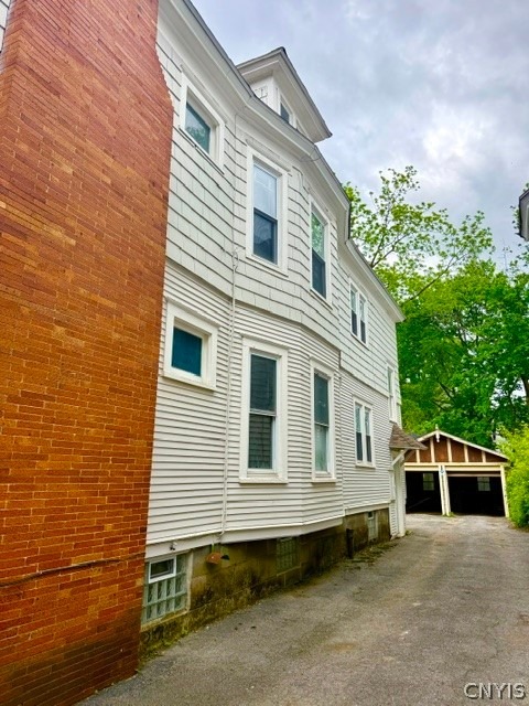 Clarendon St, Syracuse, NY 13210