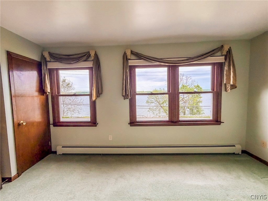 Lake Rd, Auburn, NY 13021