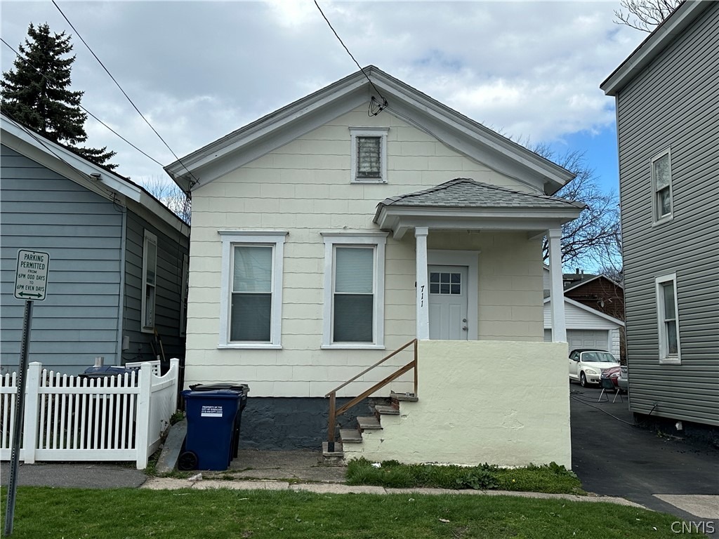 Division St, Syracuse, NY 13208