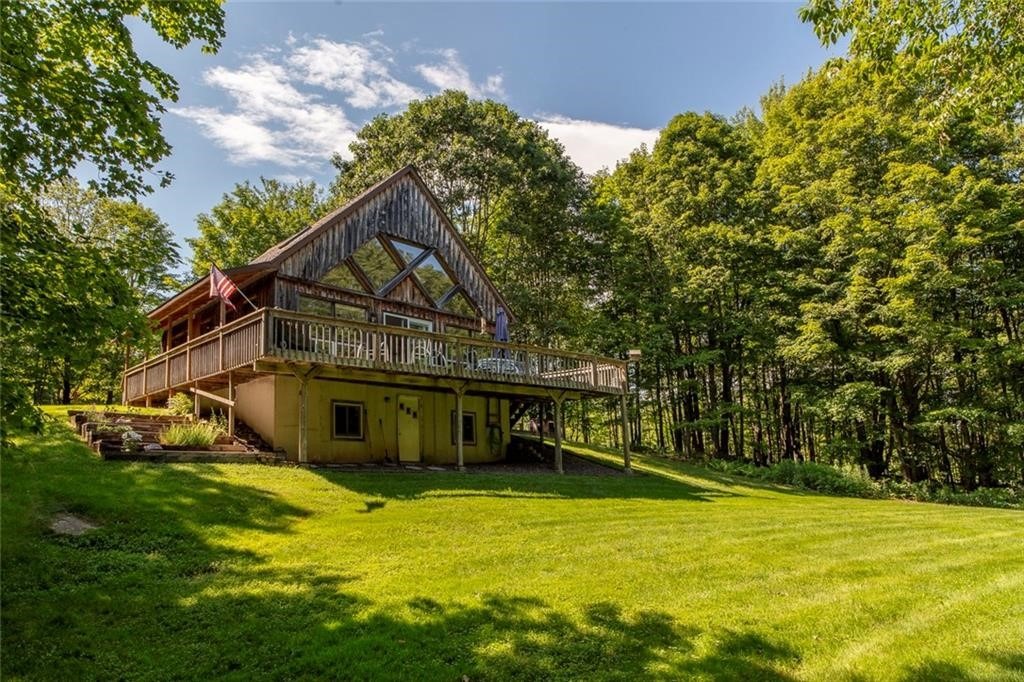 Bramley Mountain Rd, Bovina Center, NY 13740