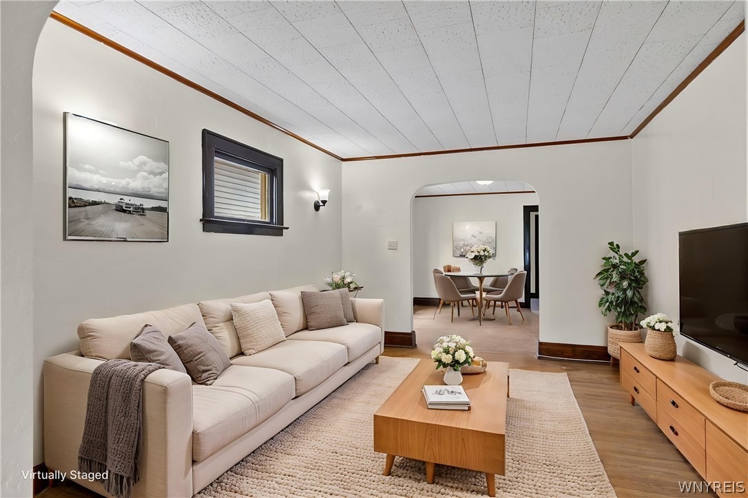 Hewitt Ave, Buffalo, NY 14215
