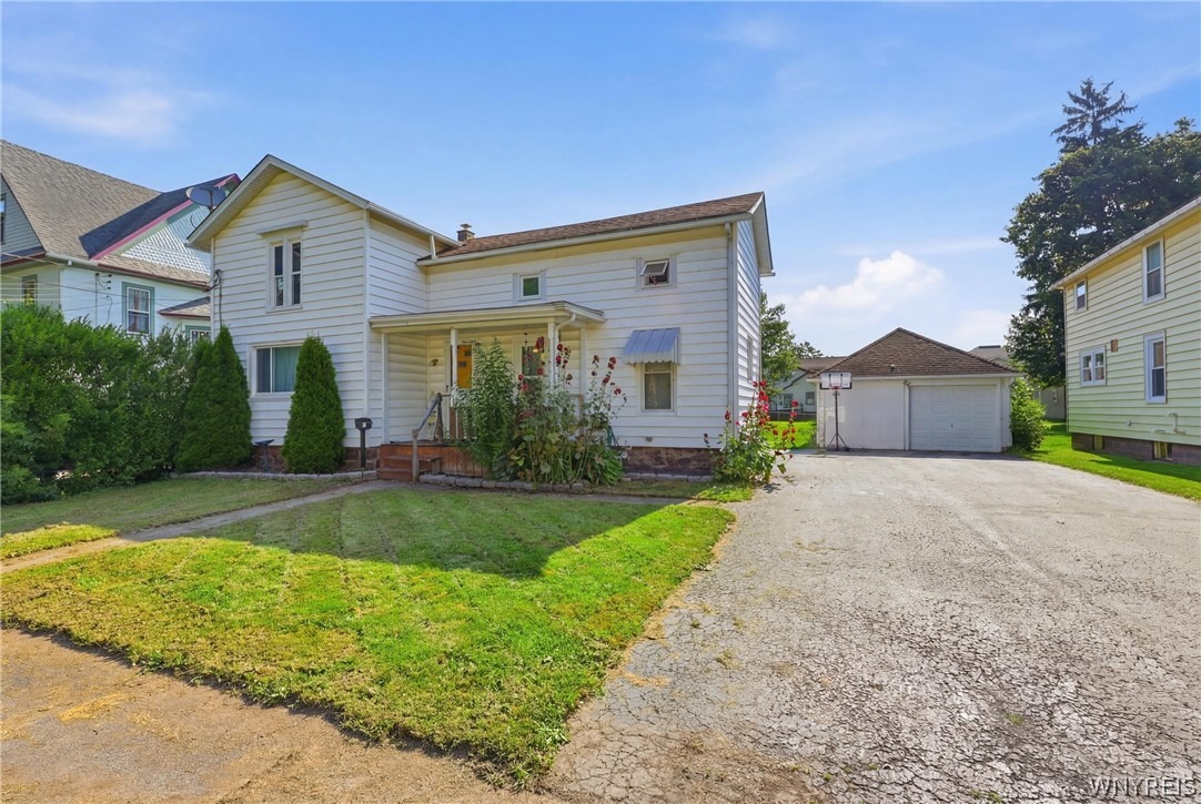 Robertson St, Middleport, NY 14105 #1
