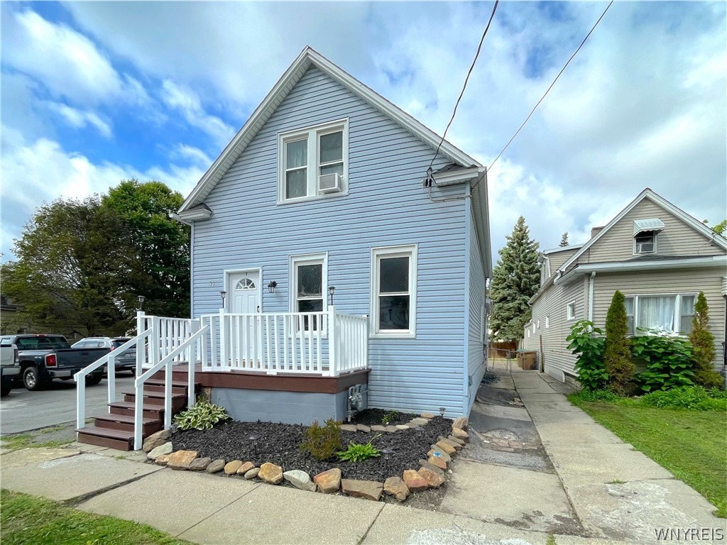 Alpine Pl, Buffalo, NY 14225