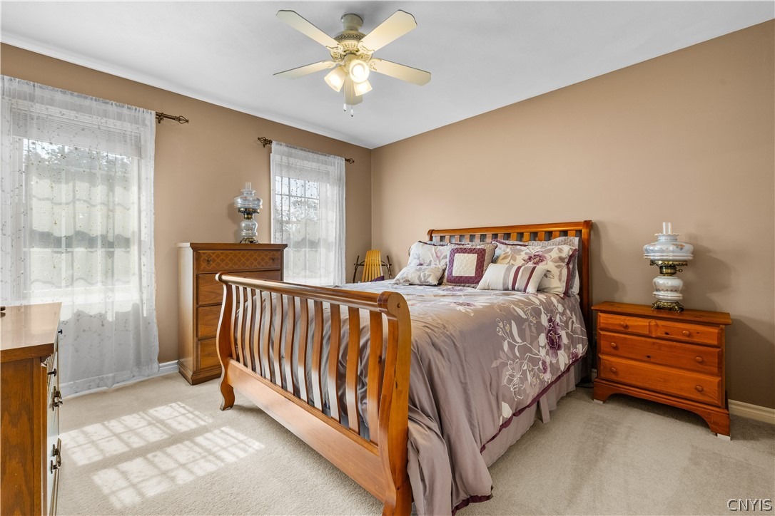 Country Club Dr, New York Mills, NY 13417