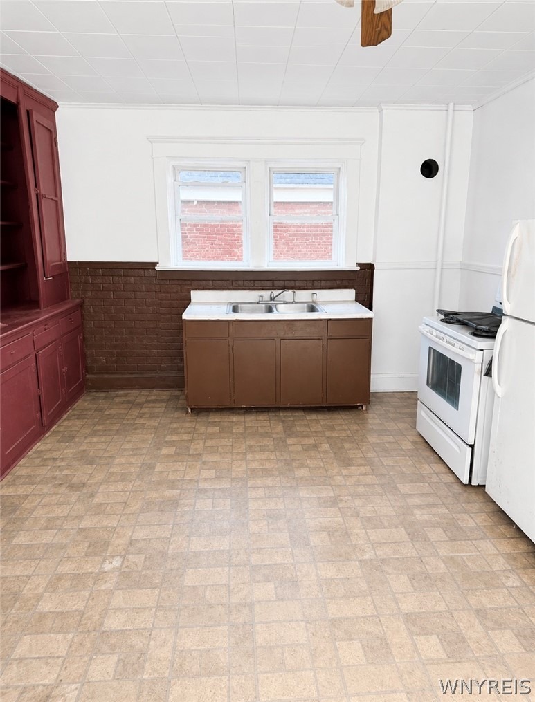 19th St, Niagara Falls, NY 14303
